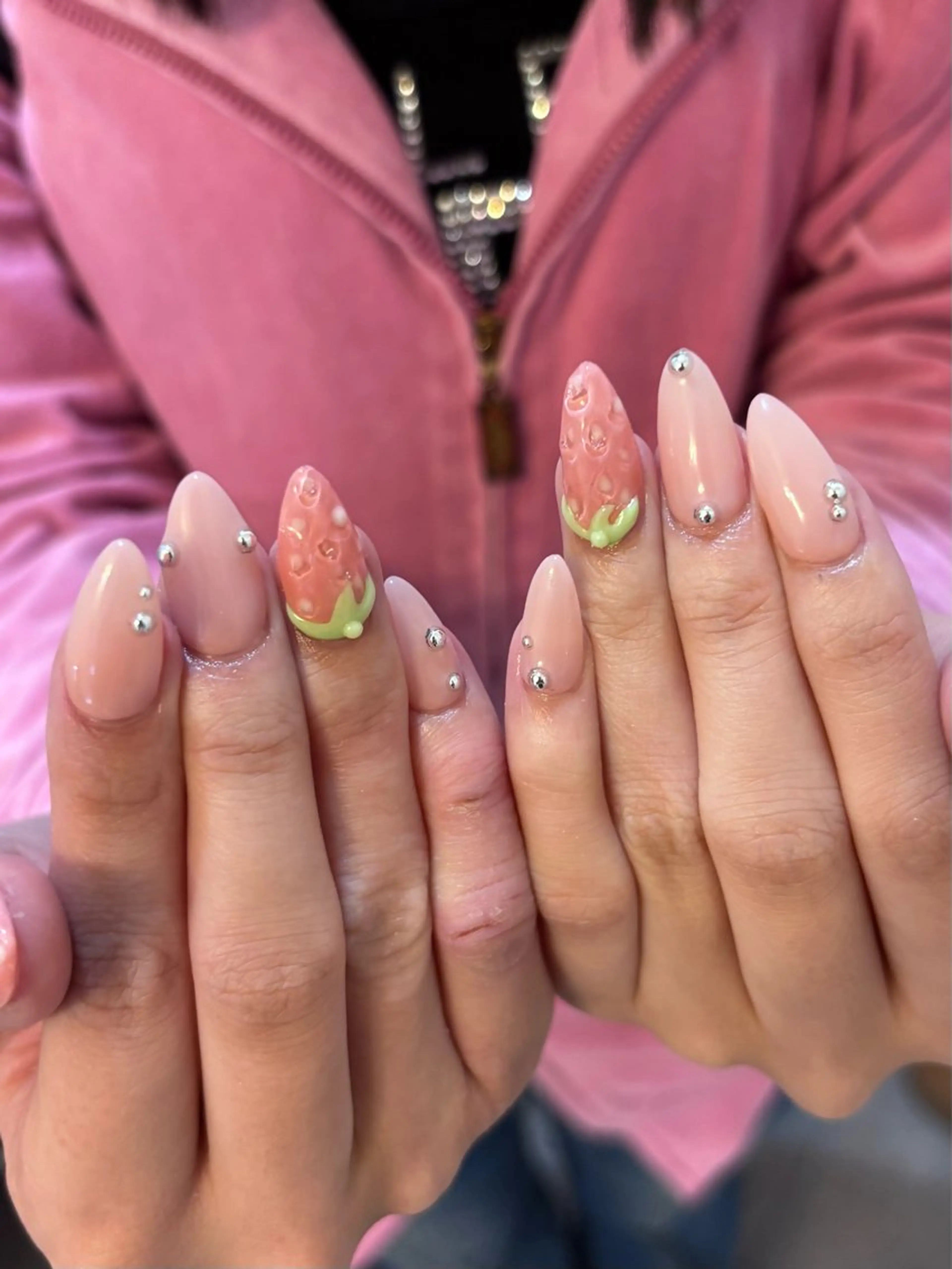 ネイル mimi 高石桃朱のネイルデザイン