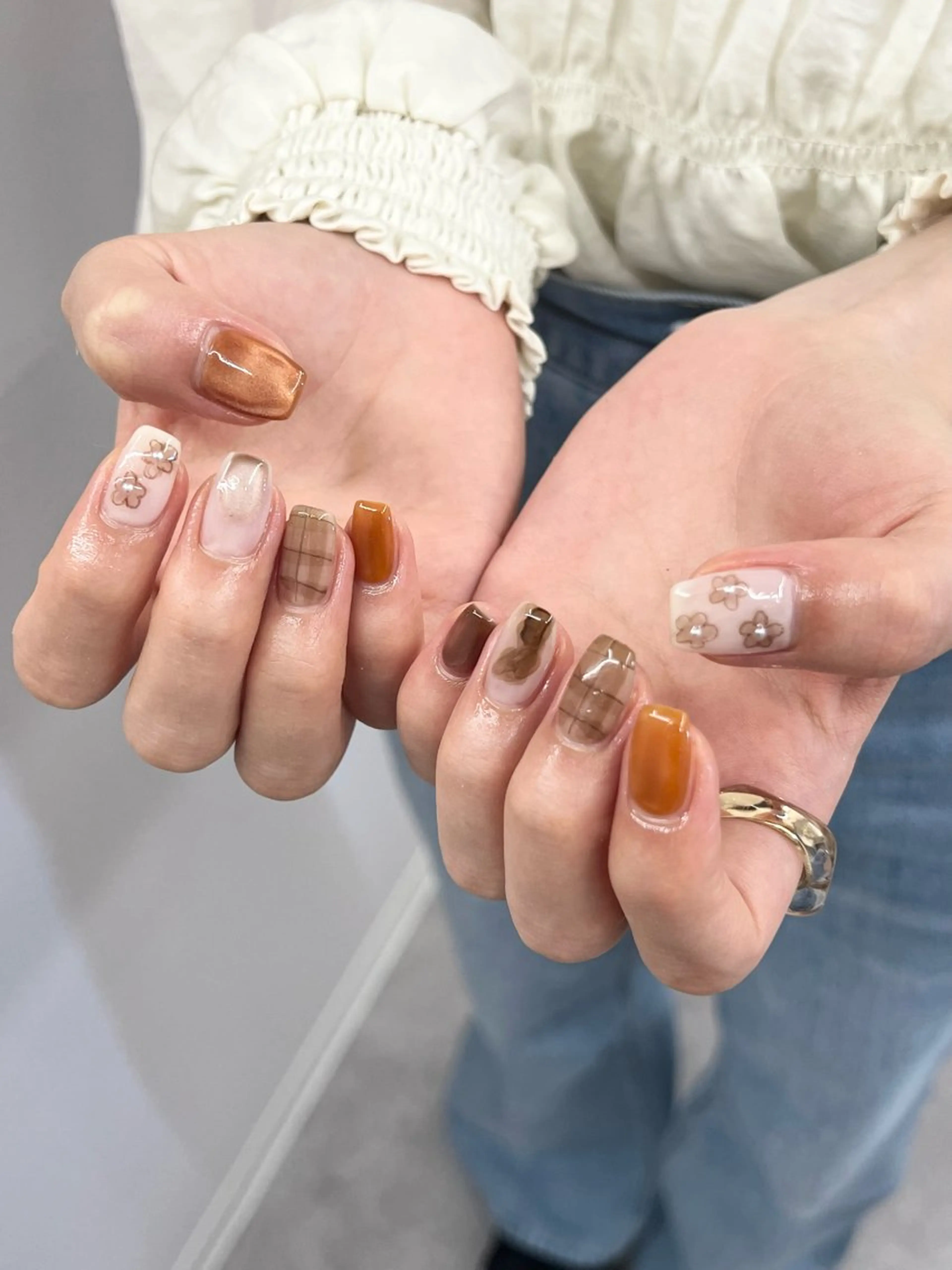 ネイル ジェルネイル 韓国ネイル マグネットネイル ニュアンスネイル オレンジ ハンドネイル ハンドケア Bana_ Nailのネイルデザイン