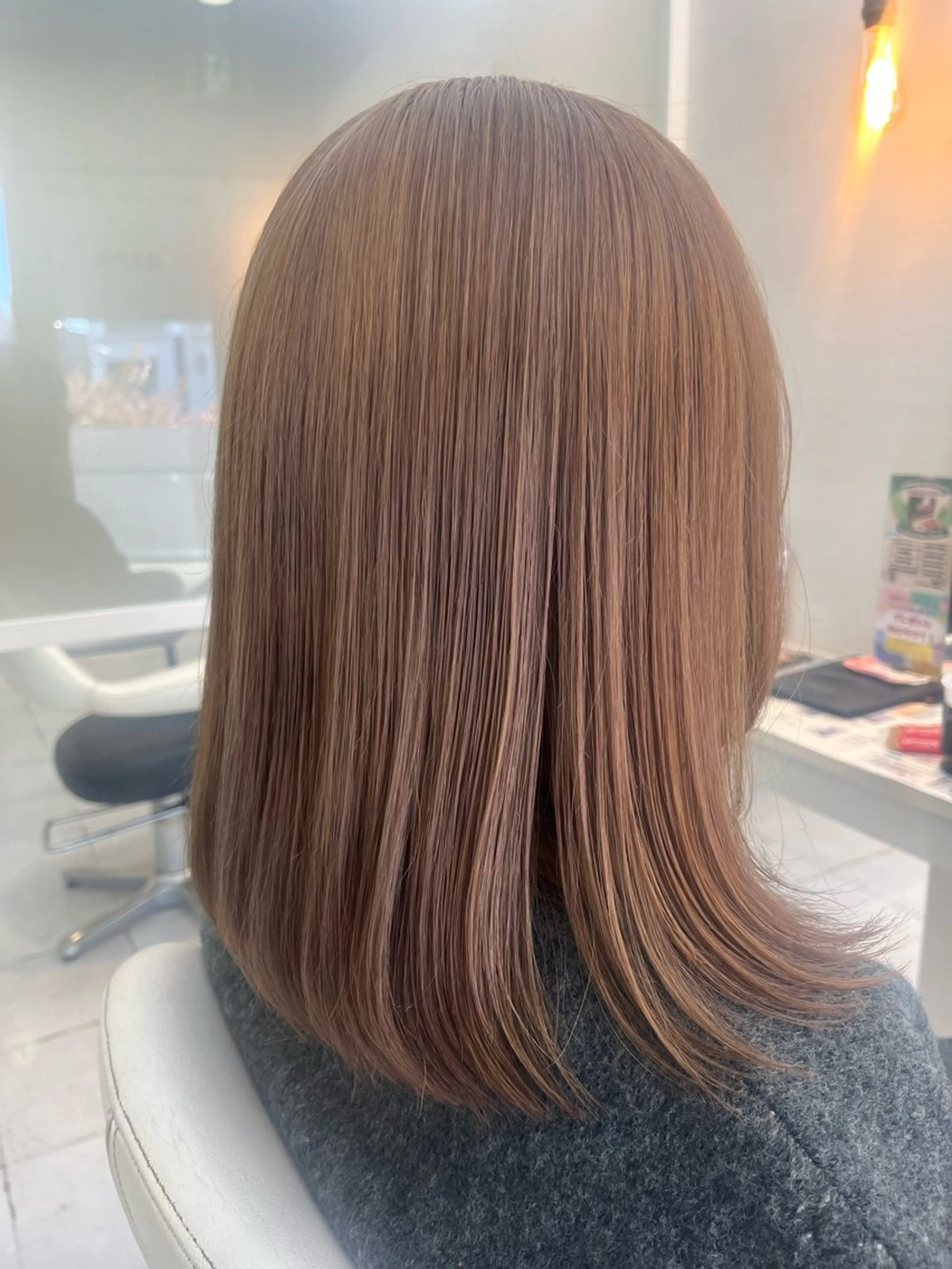 セミロング ベージュカラー/ いぢちるみのヘアスタイル