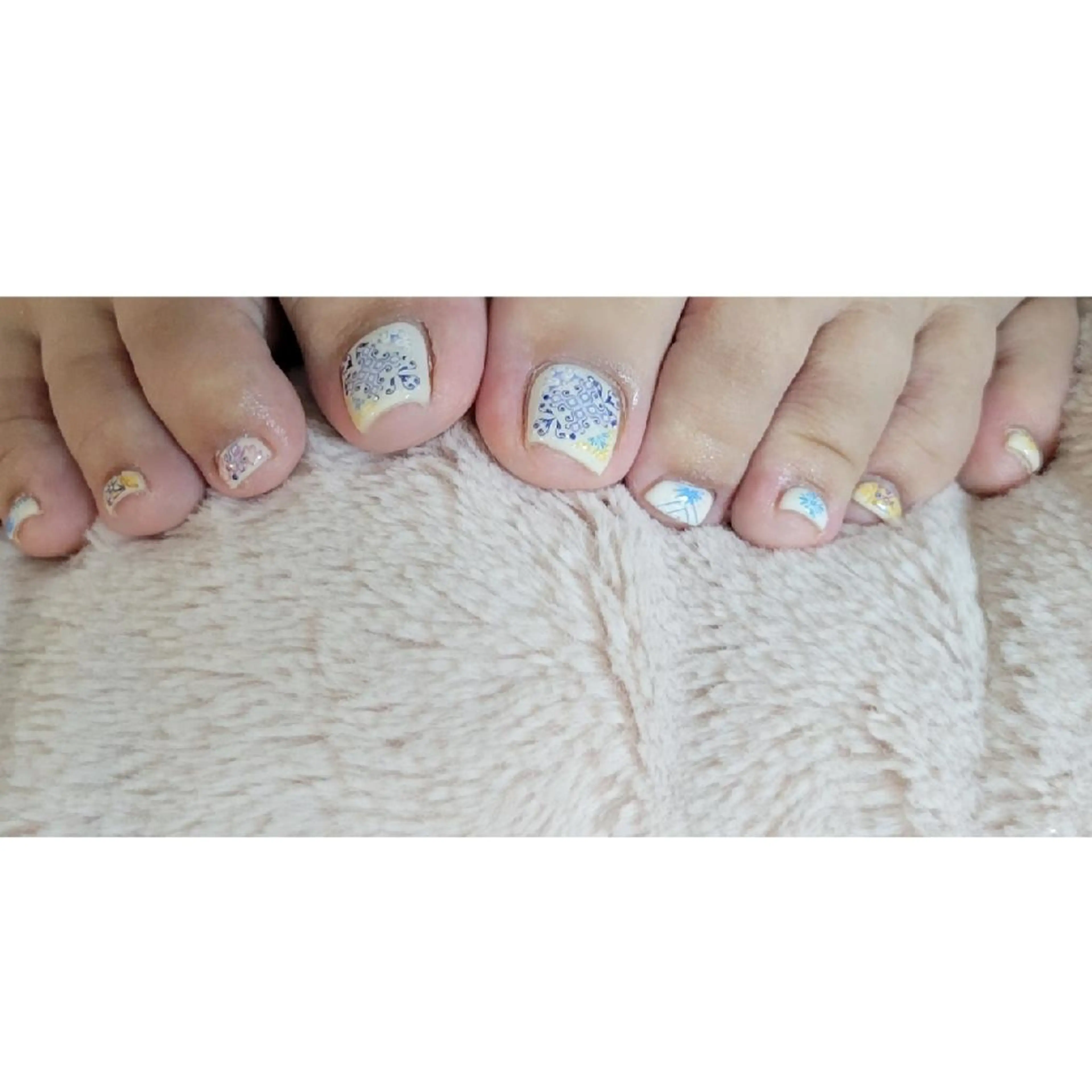 ネイル フットネイル ネイルサロンほっこり kanaのネイルデザイン