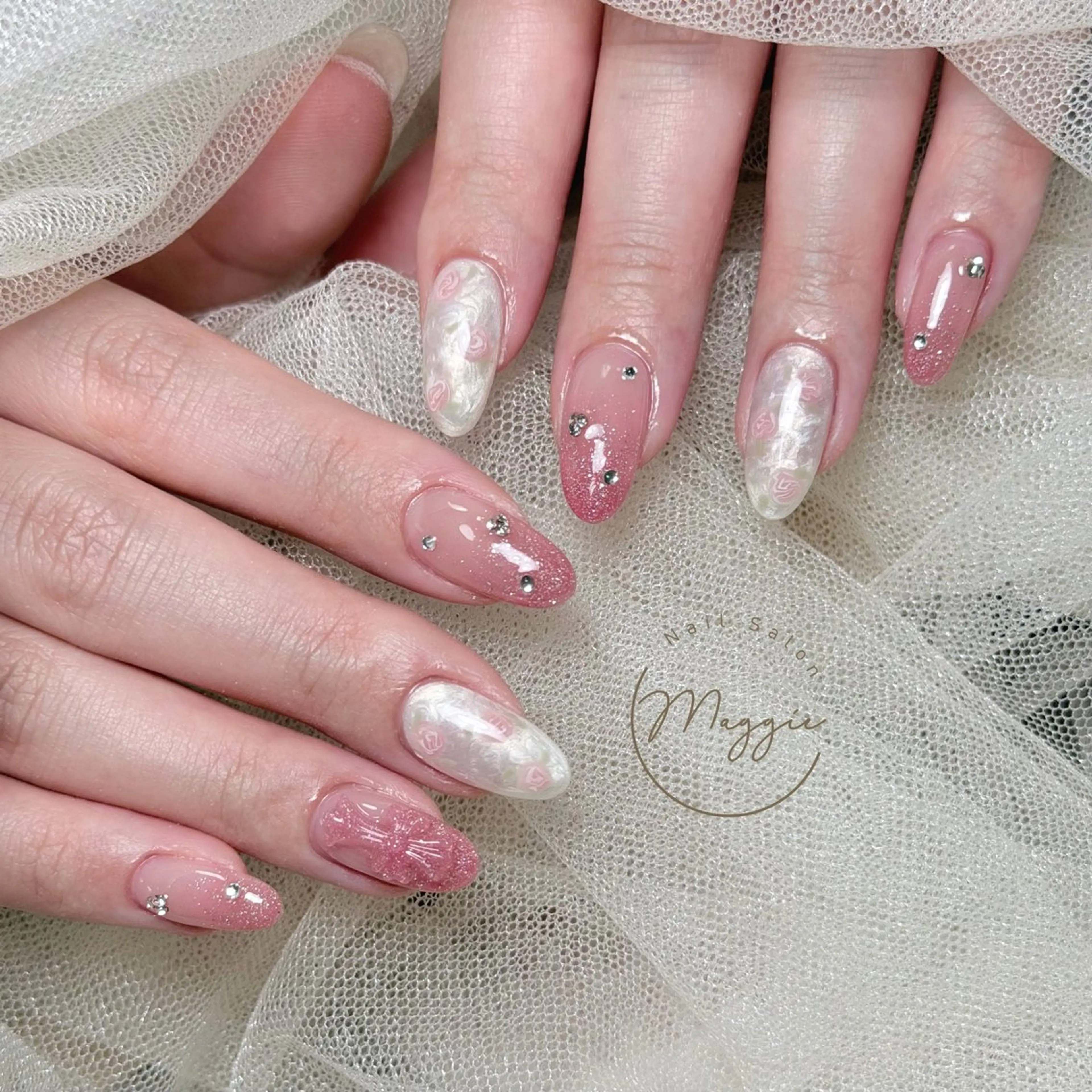 ネイル Maggie Nail🦩のネイルデザイン