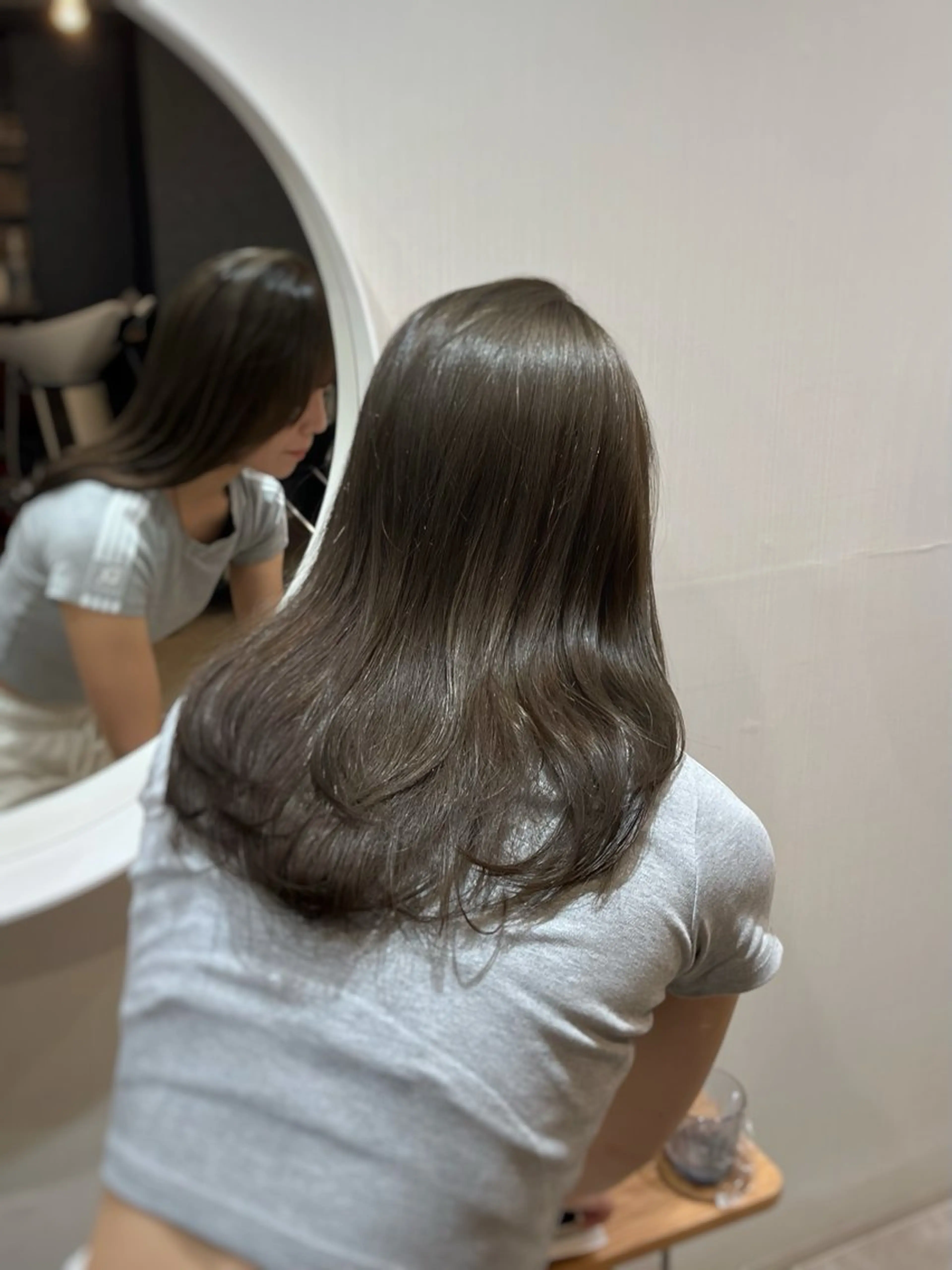 ロング カラー ブリーチ CLOVE所属・下石怜子/レイヤー/ 透明感カラーのヘアスタイル