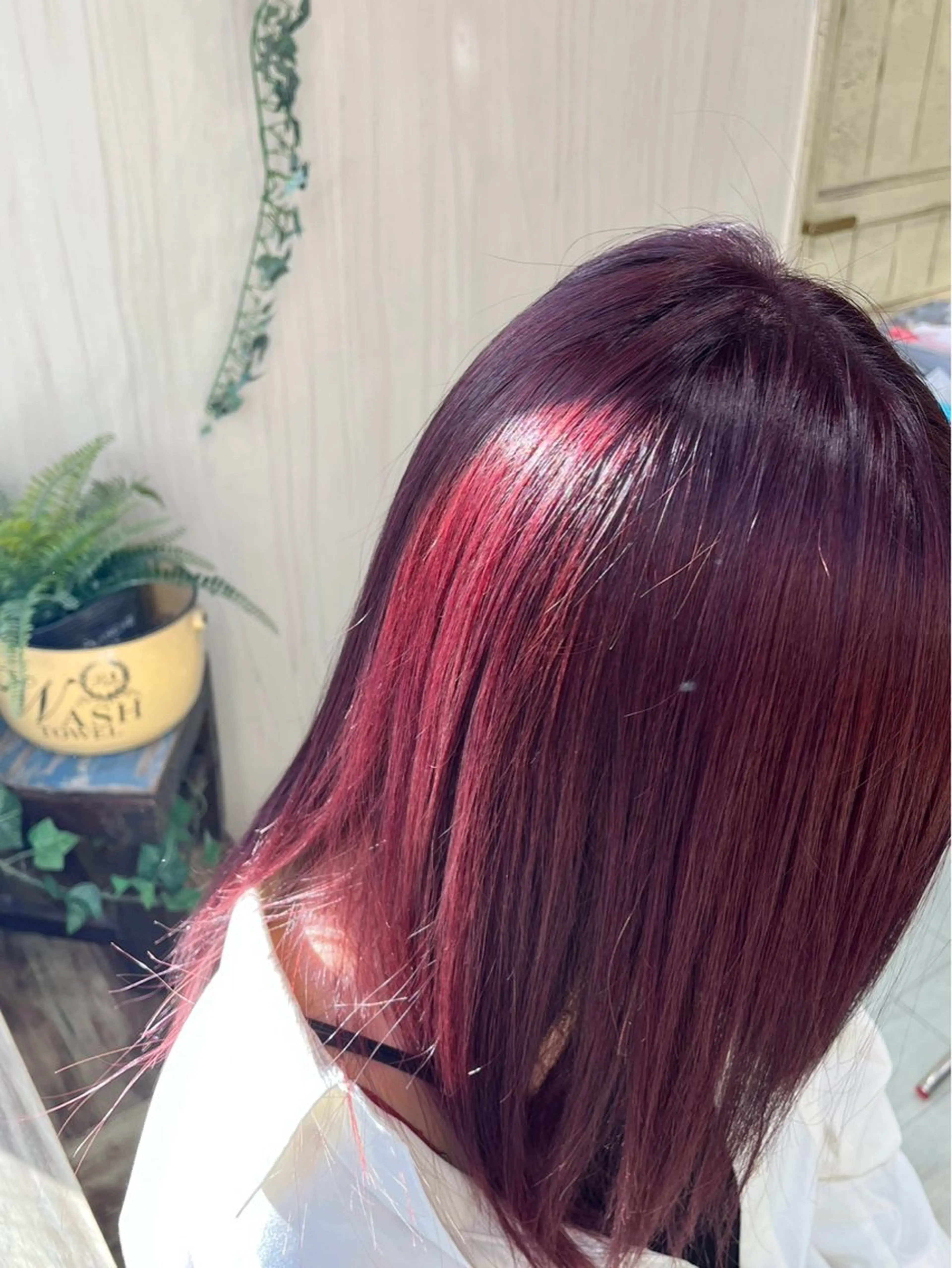 ロング カラー ブリーチ 透明感カラー ブリーチなしカラー ピンクカラー レッドカラー たけかわ みずきのヘアスタイル