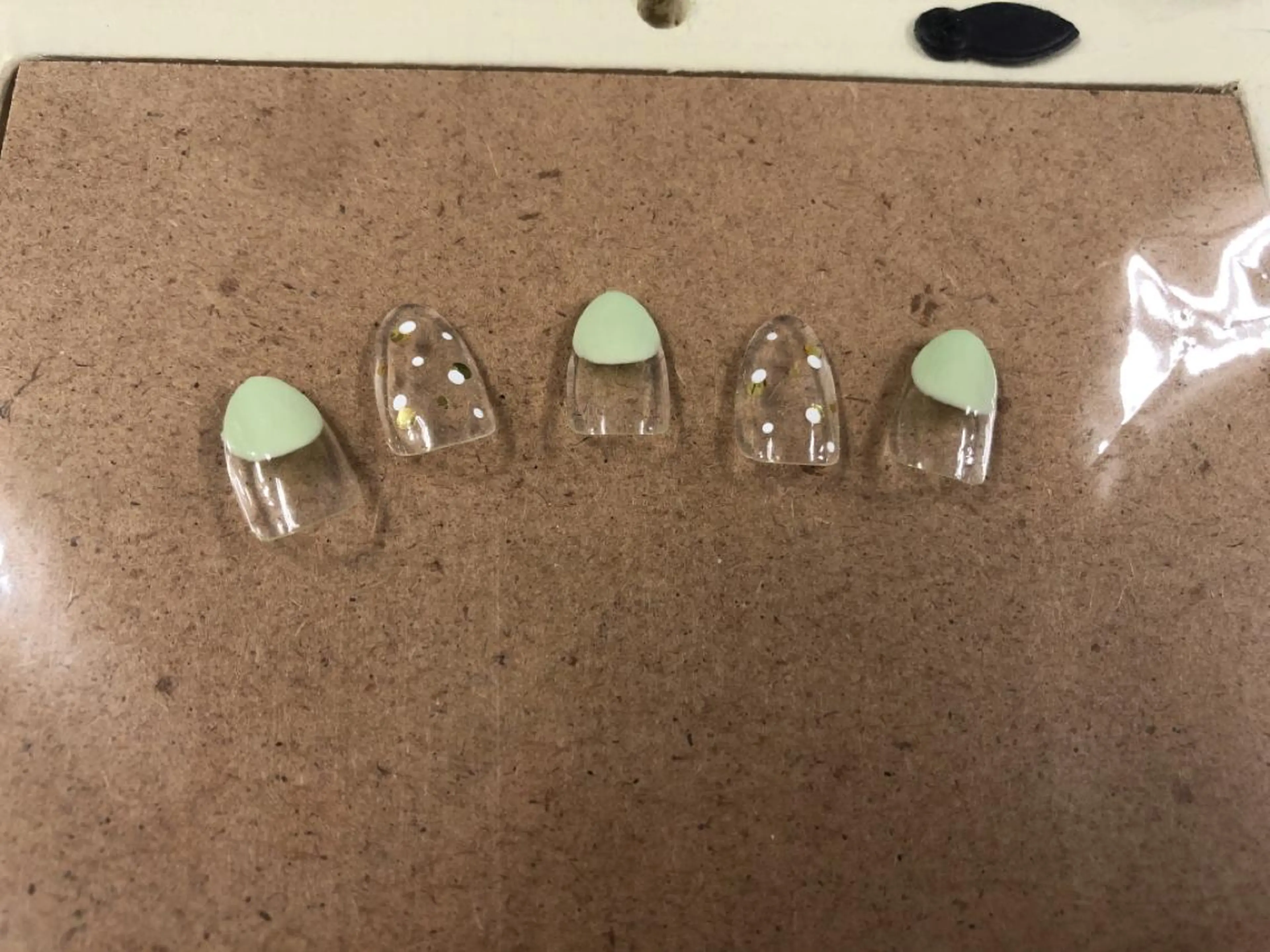 ネイル Dynamoon所属・吉田 芹菜のネイルデザイン