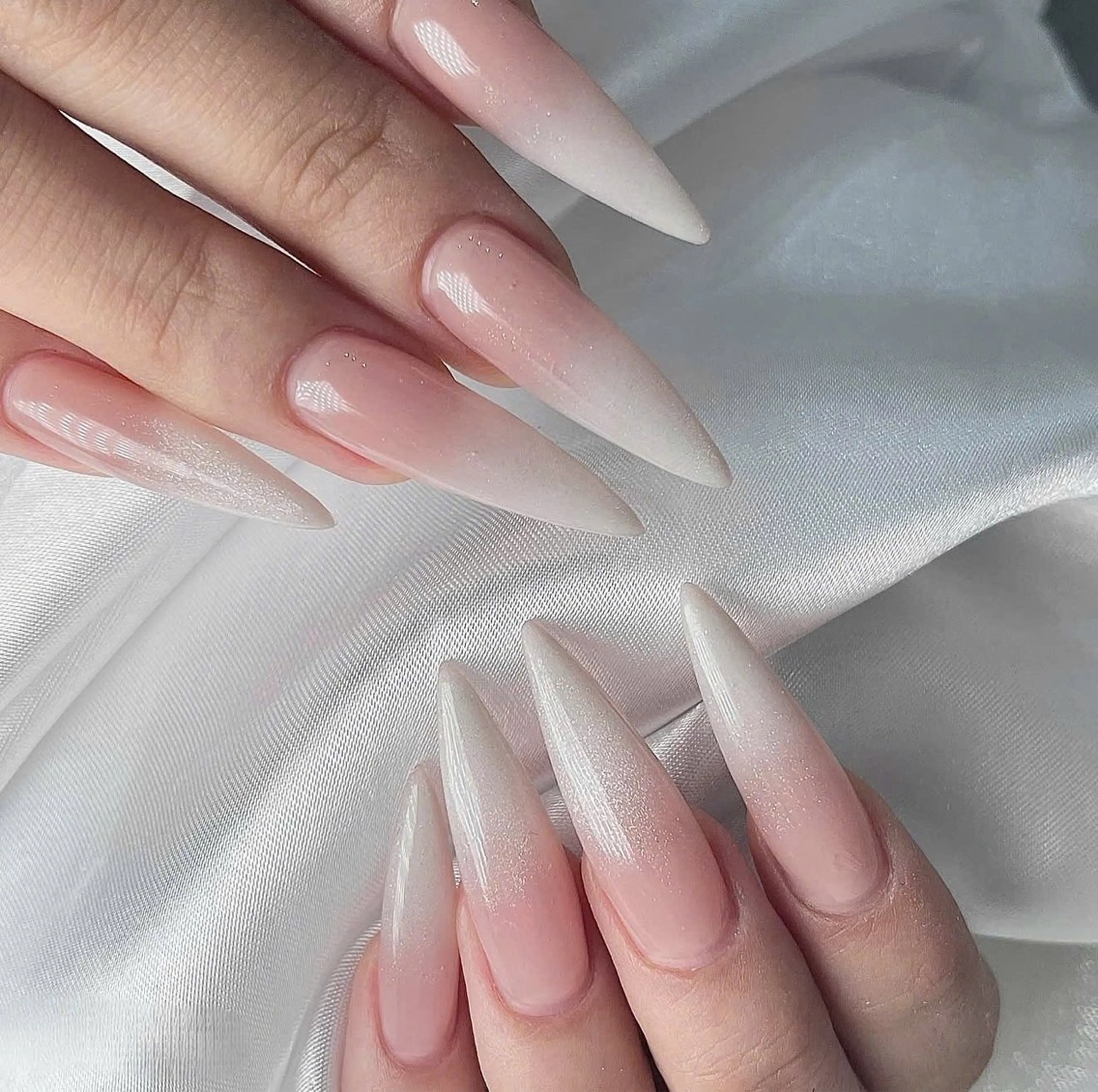 ネイル フレンチネイル キラキラネイル マグネットネイル ミラーネイル ニュアンスネイル MeiMei Nail モデル募集のネイルデザイン