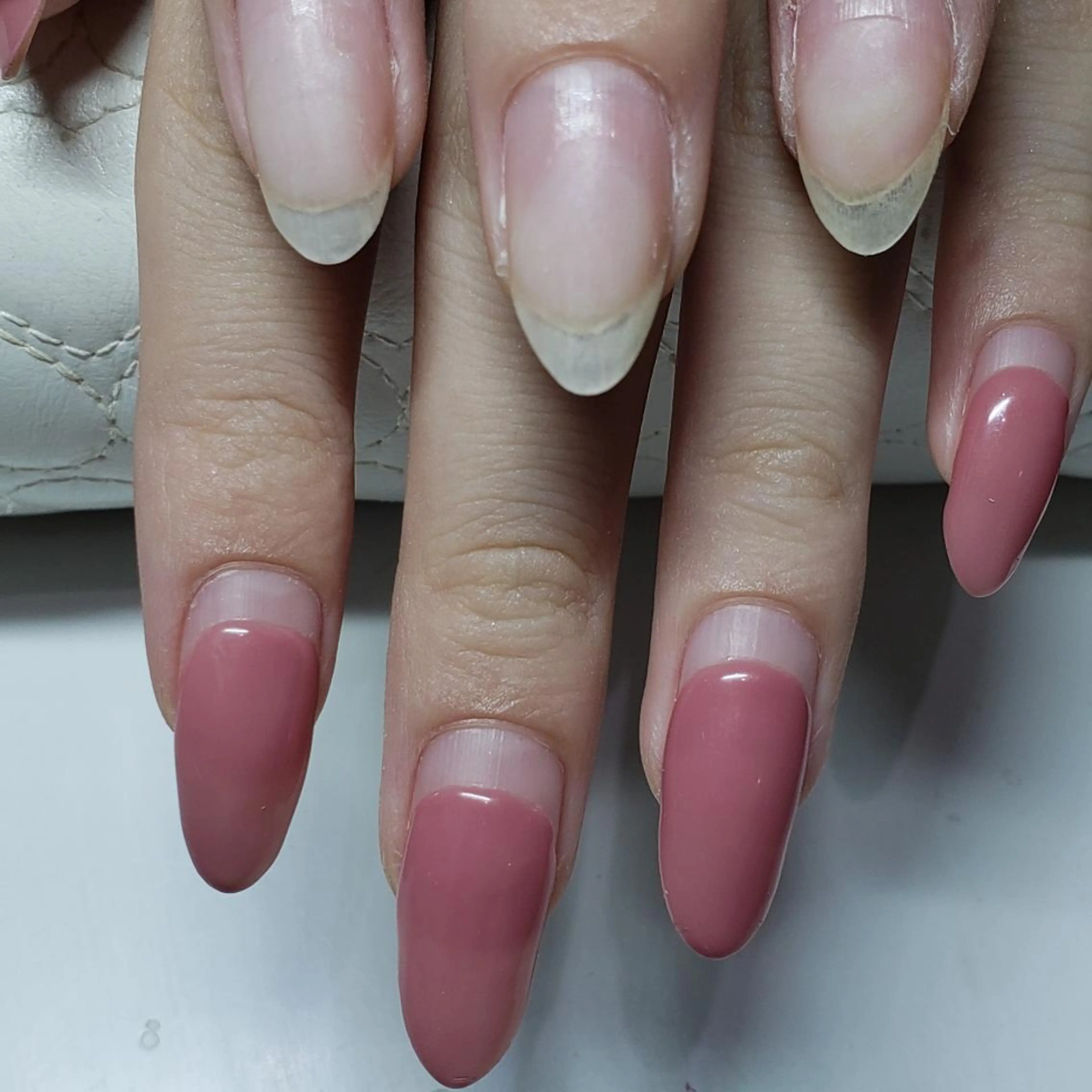 ネイル ハンドネイル ビジュード ネイルのネイルデザイン