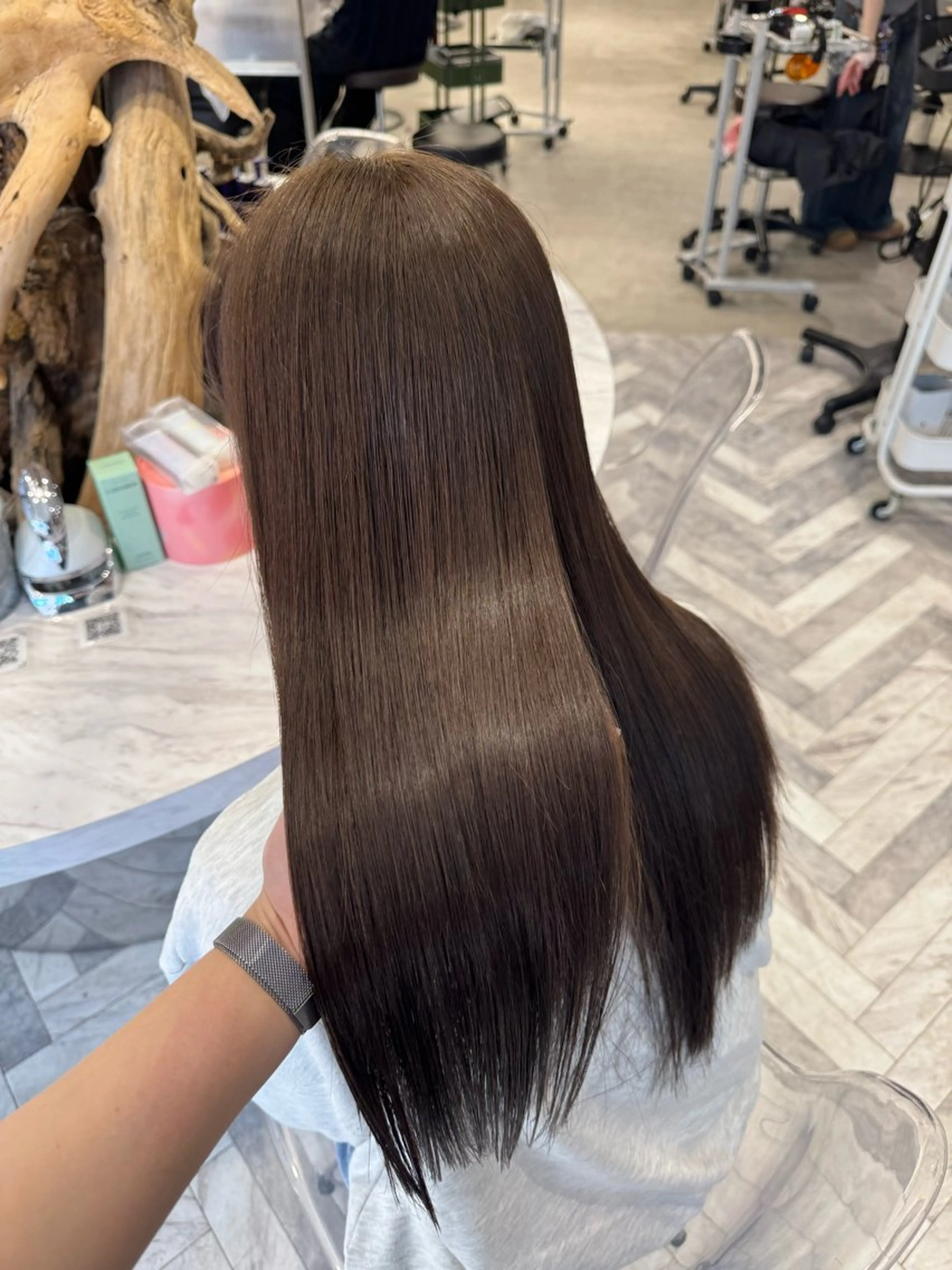 ロング ヘアカラー 小原 有桜のヘアスタイル