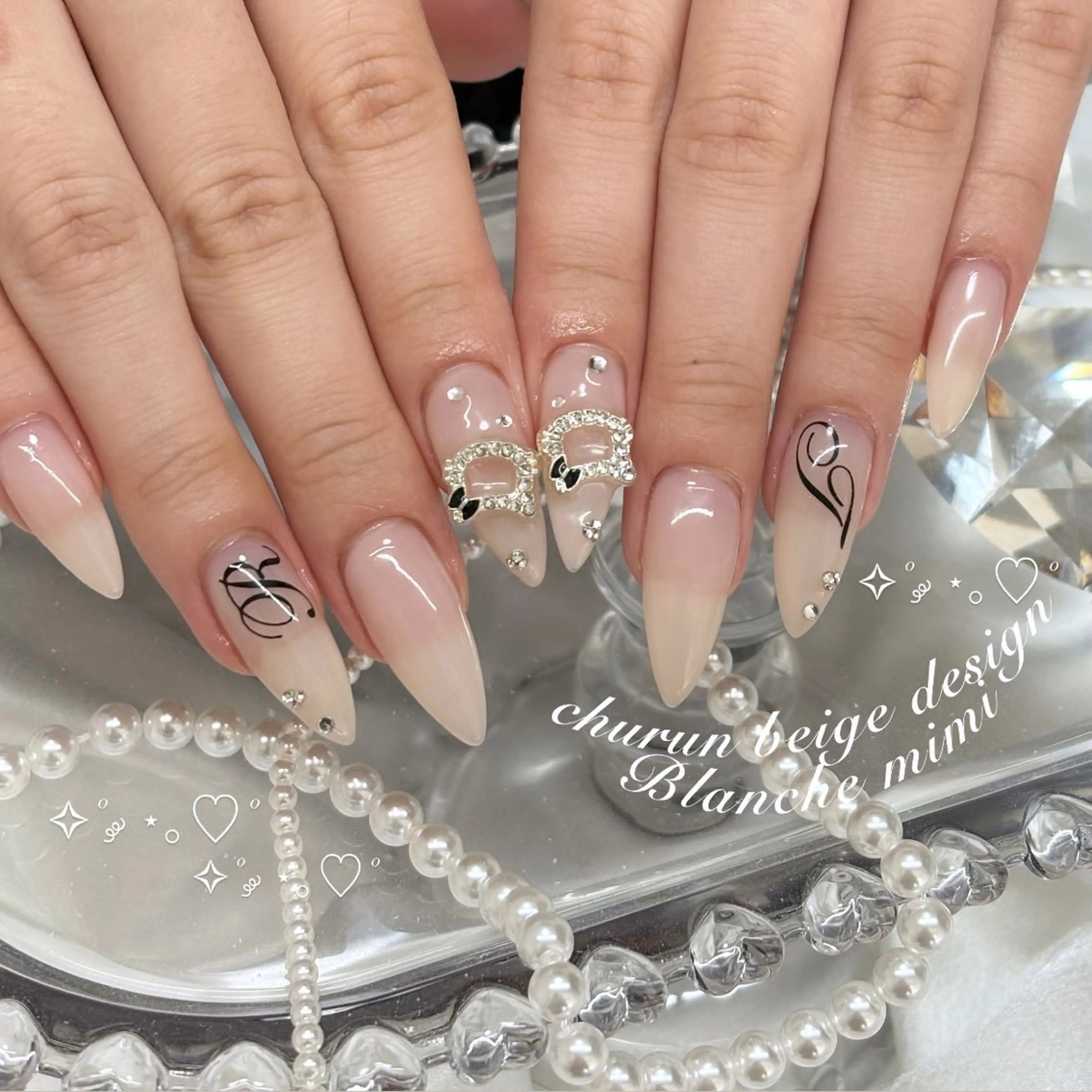 ネイル ハンドネイル Blanche mimi.u_aのネイルデザイン