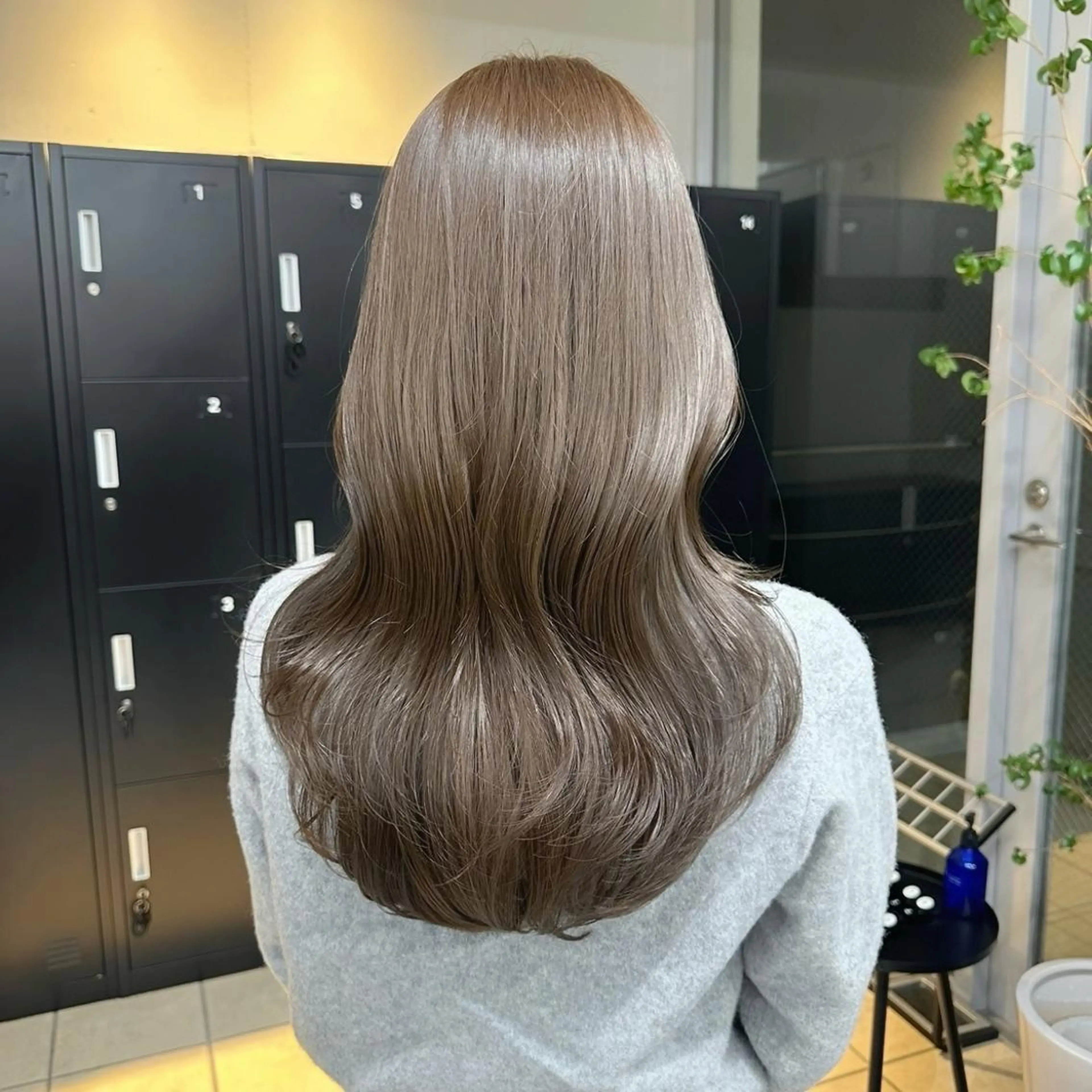 カラー セミロング ベージュカラー ブリーチ 透明感カラー ヘーゼル ブリーチなしカラー ヘアカラー トリートメント 透明感🪽艶カラー☆ トレンドヘア✨のヘアスタイル