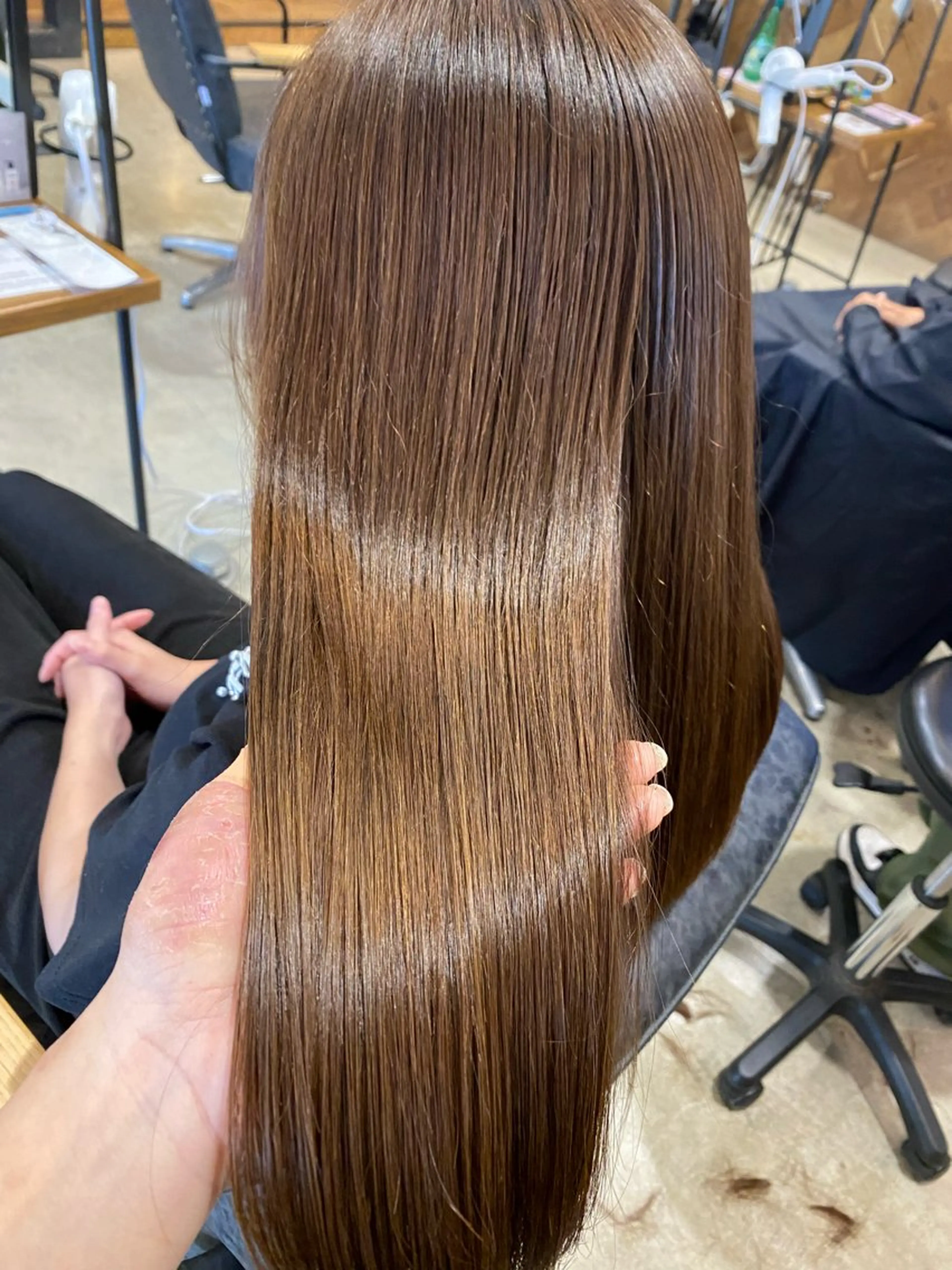 ロング パーマ 🩷🍭中津・梅田 エリア🍬💜のヘアスタイル