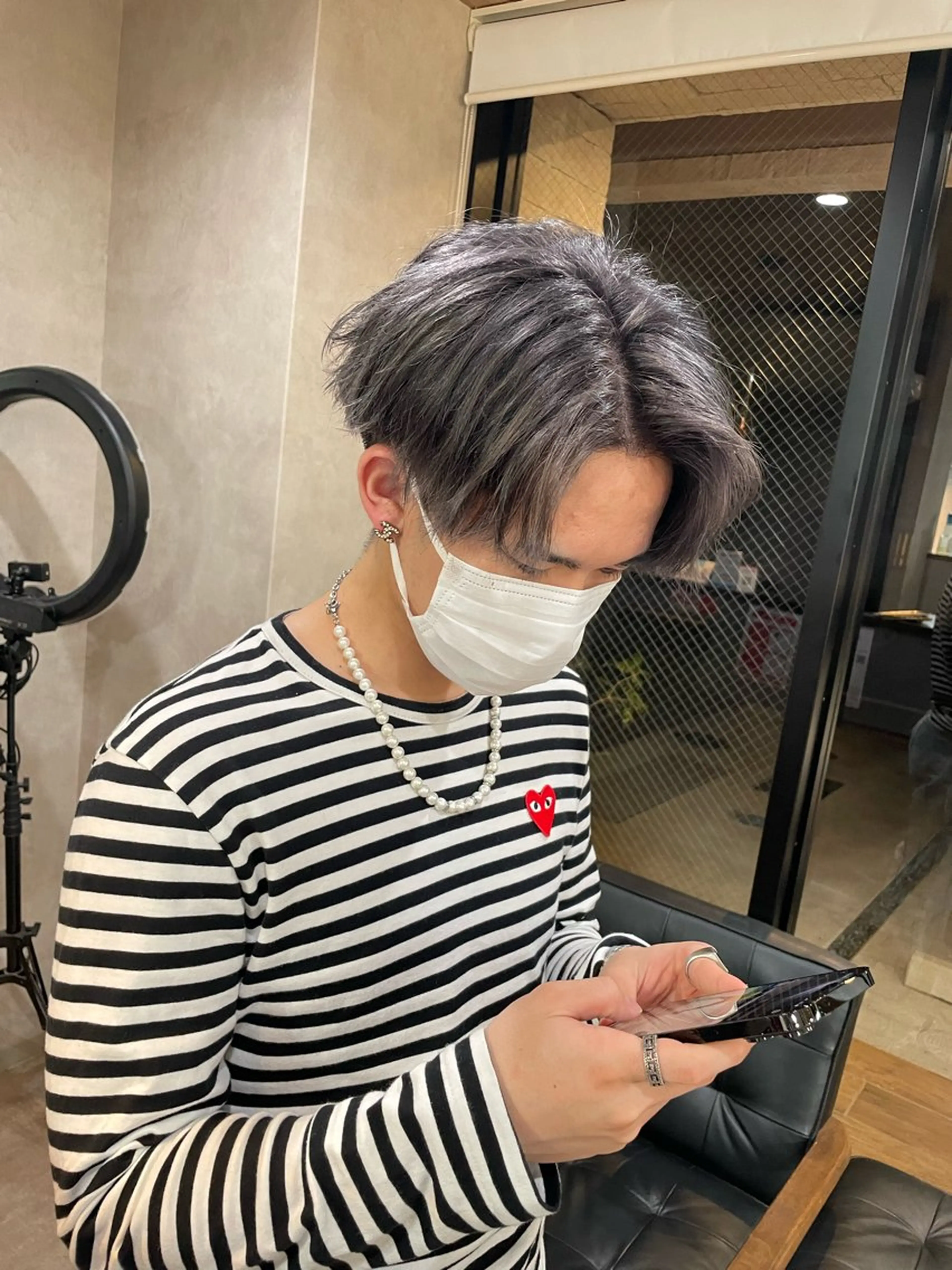 カラー メンズ メンズブリーチ ブリーチ シルバー RIENS aura / ayu ♡のヘアスタイル