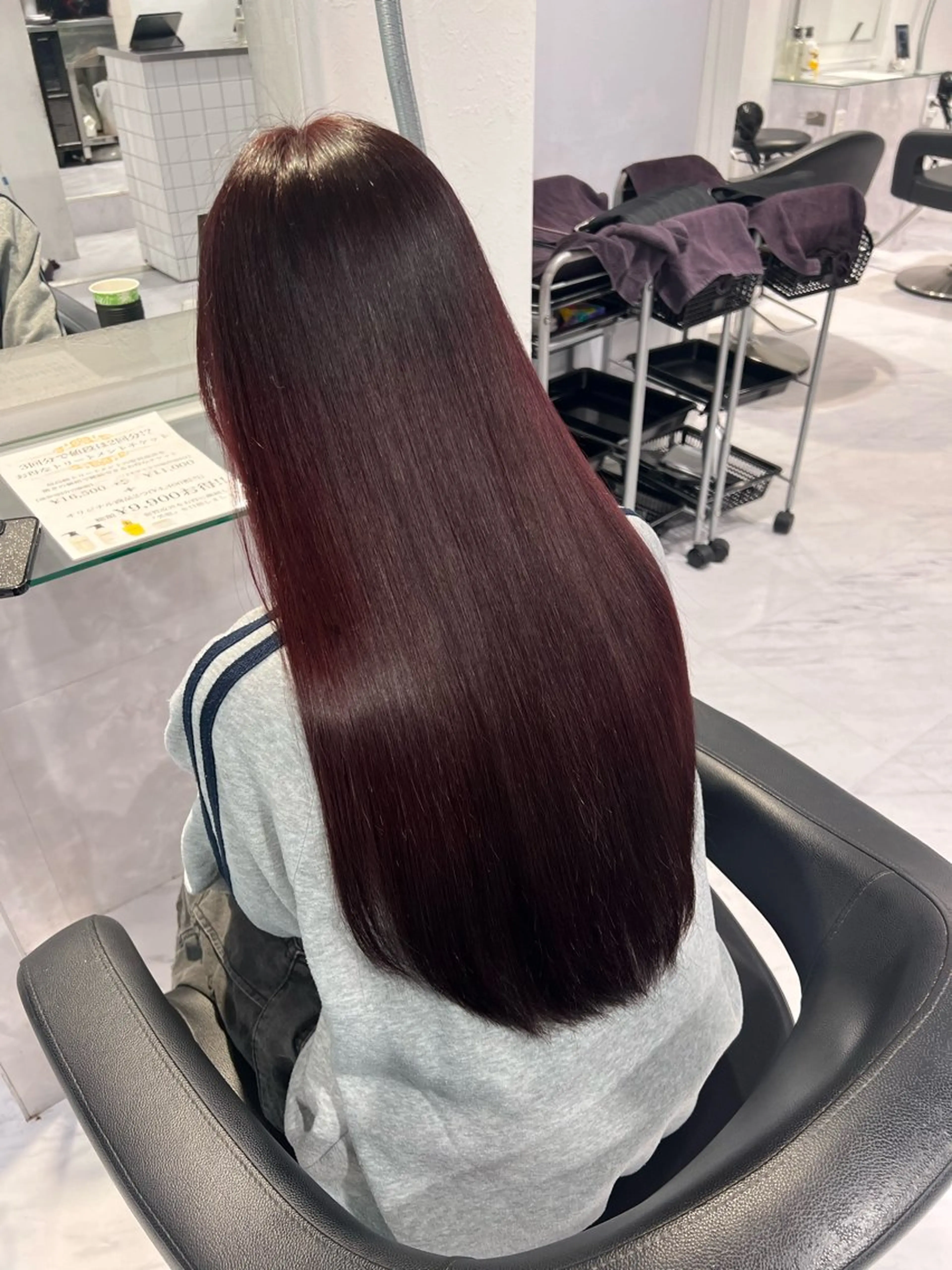 ロング カット ヘアカラー 艶カラー美髪縮毛矯正 /髪質改善✨️ユウキのヘアスタイル