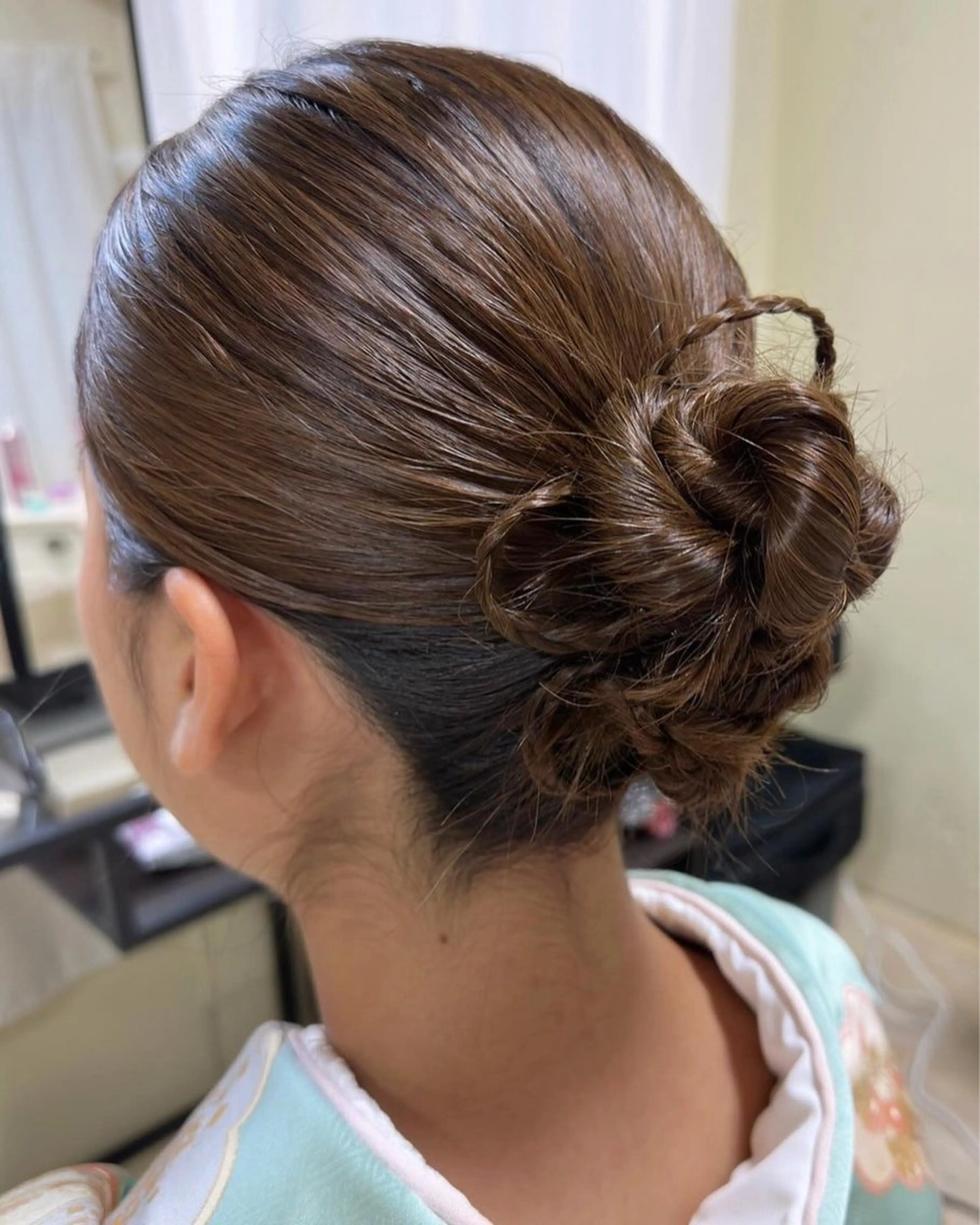 セミロング ヘアアレンジ fots. 愛美のエステ・リラクイメージ