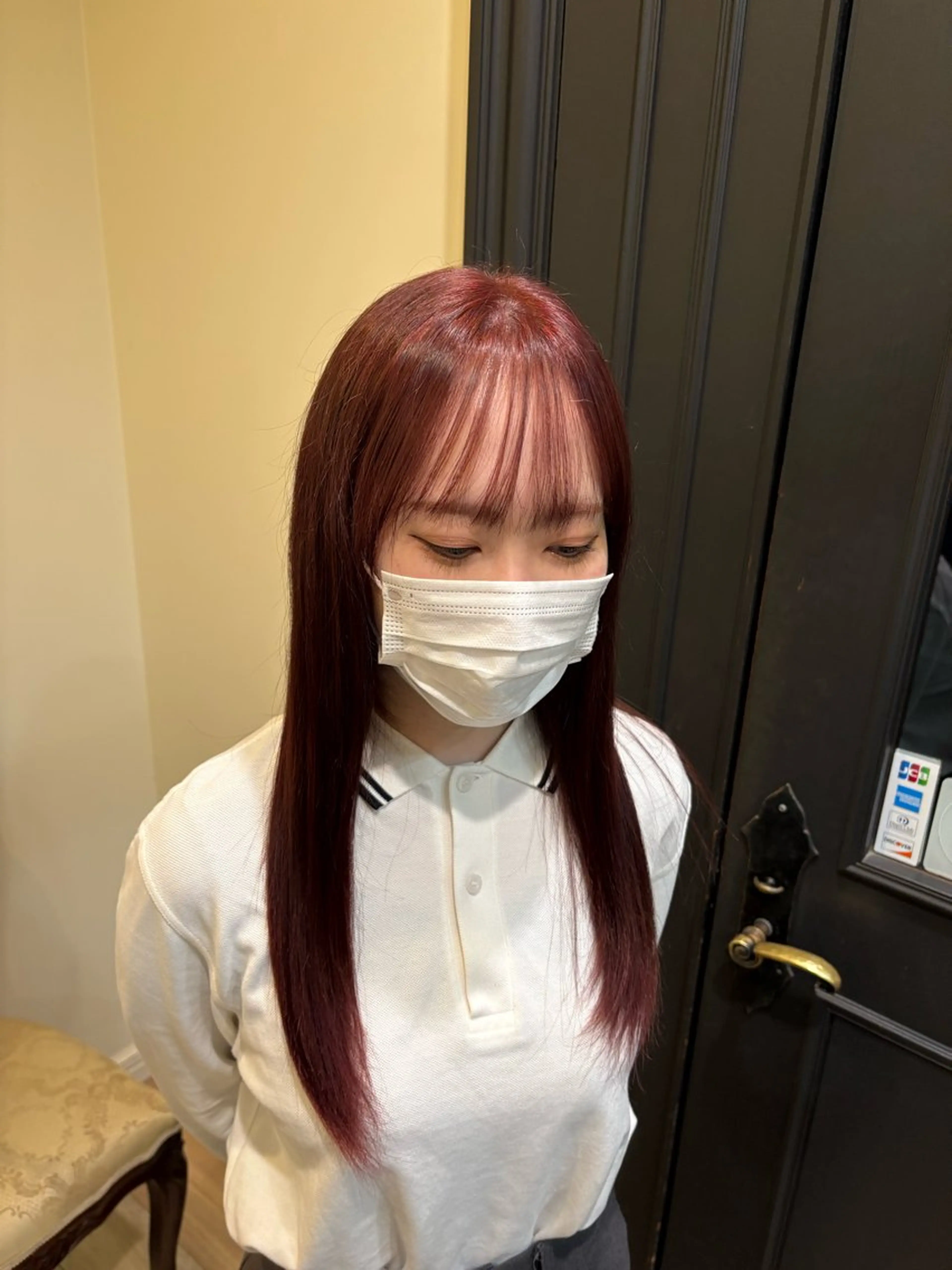 セミロング カラー ヘアカラー しおり🍬 KOKORO🤍のヘアスタイル