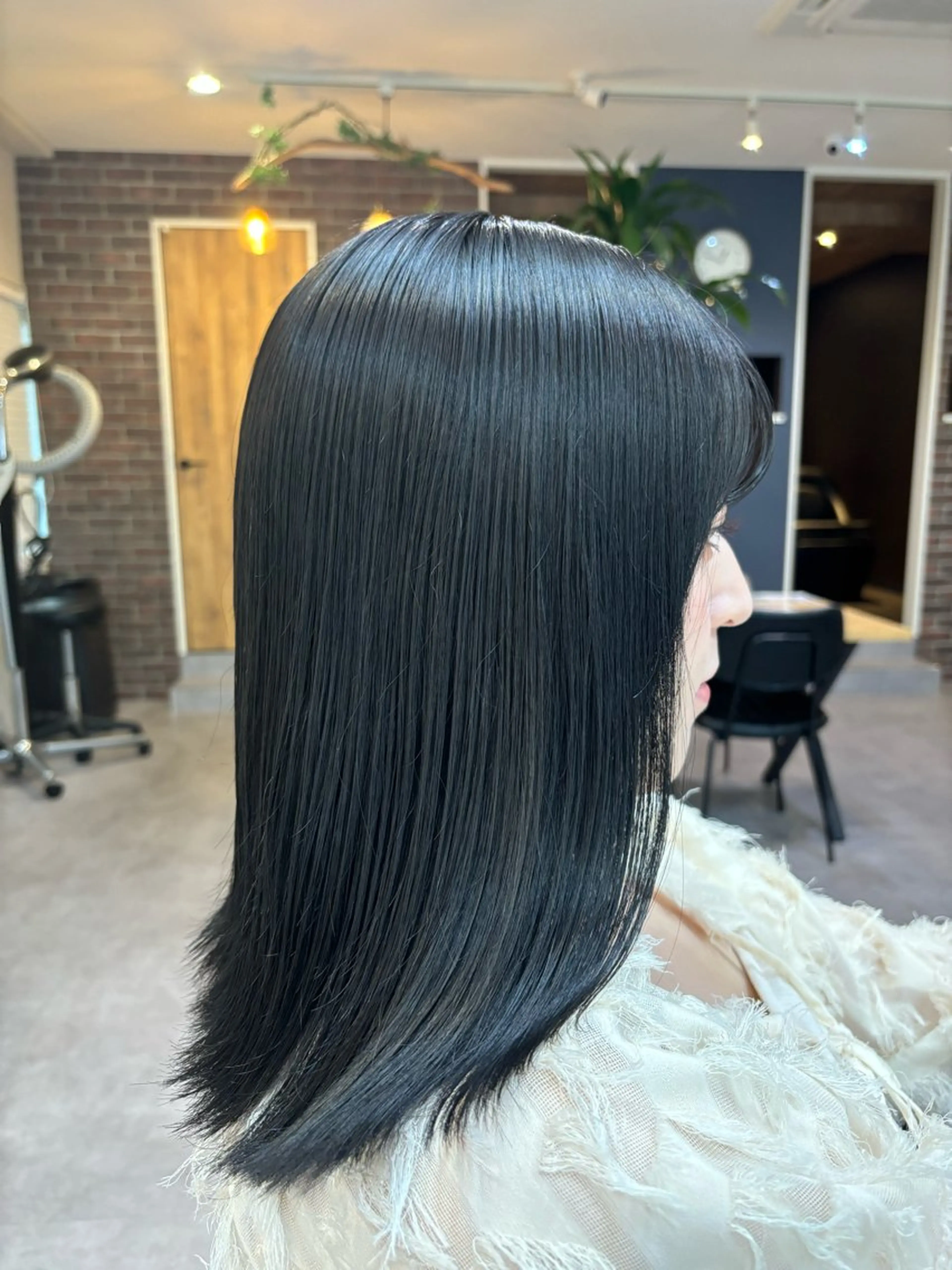 ミディアム 脇田 光樹のヘアスタイル