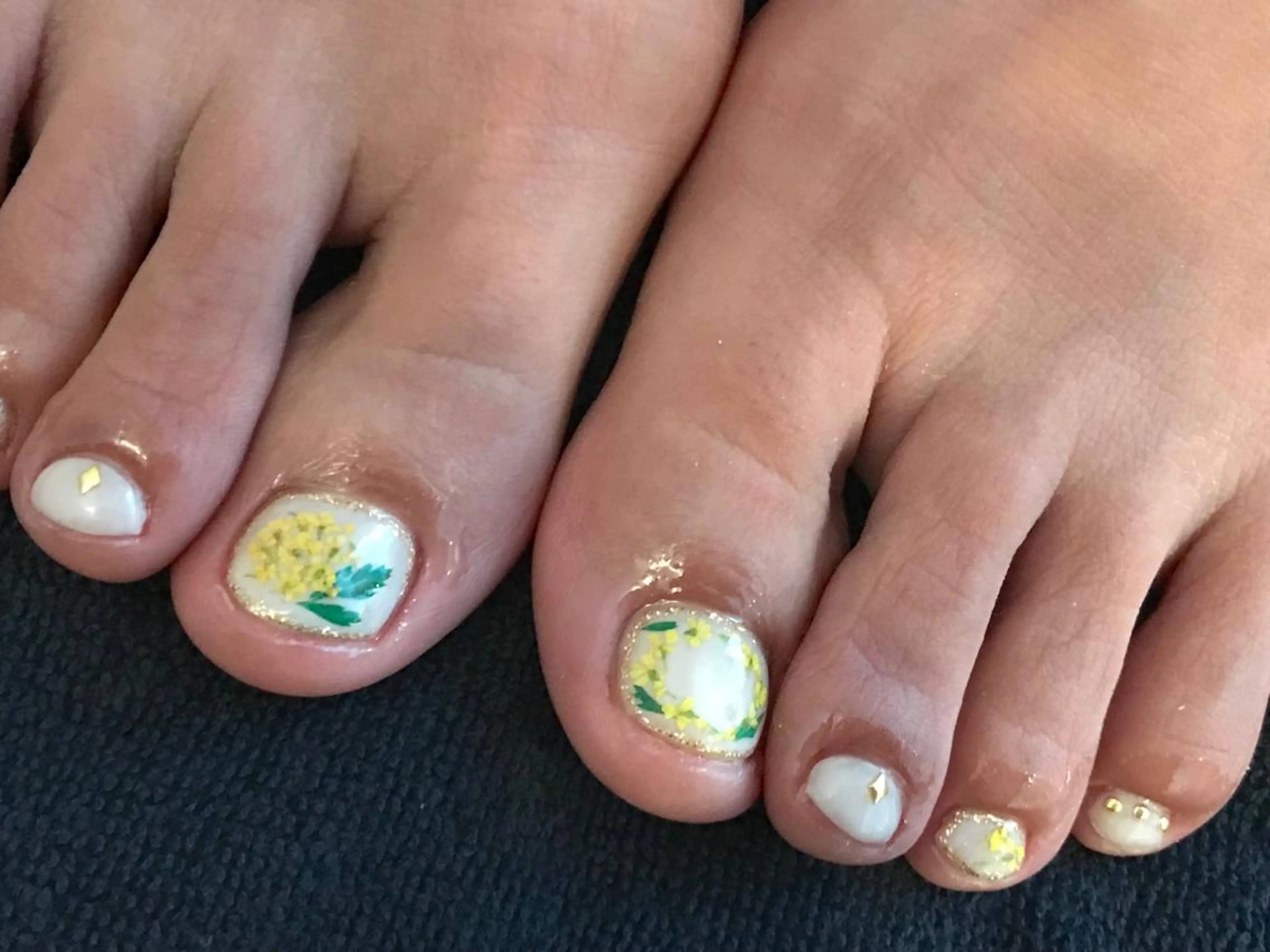 ネイル うるま市サロン Yuko Izawaのネイルデザイン