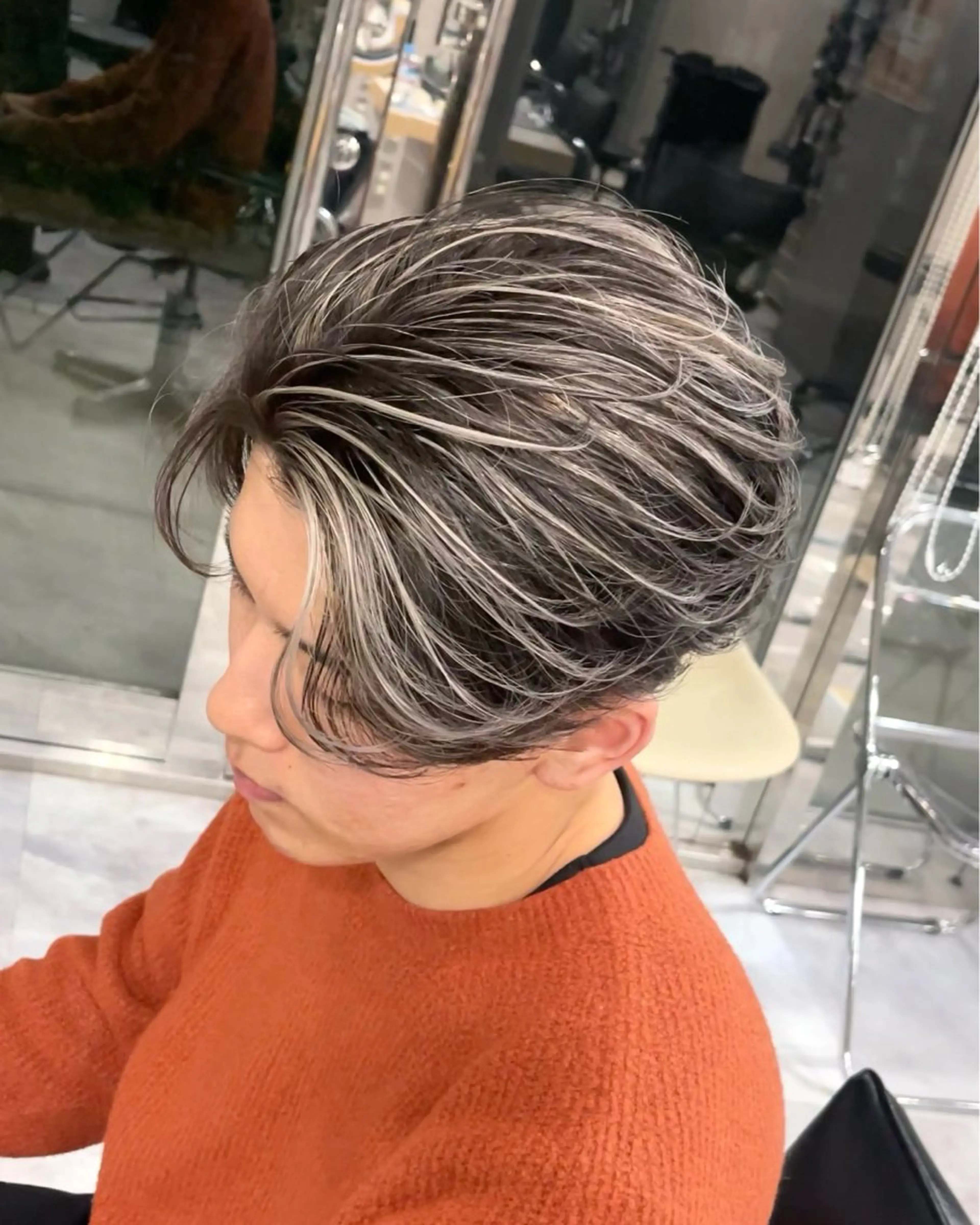 カラー メンズ メンズハイライト ハイライトカラー 上村 光希のヘアスタイル