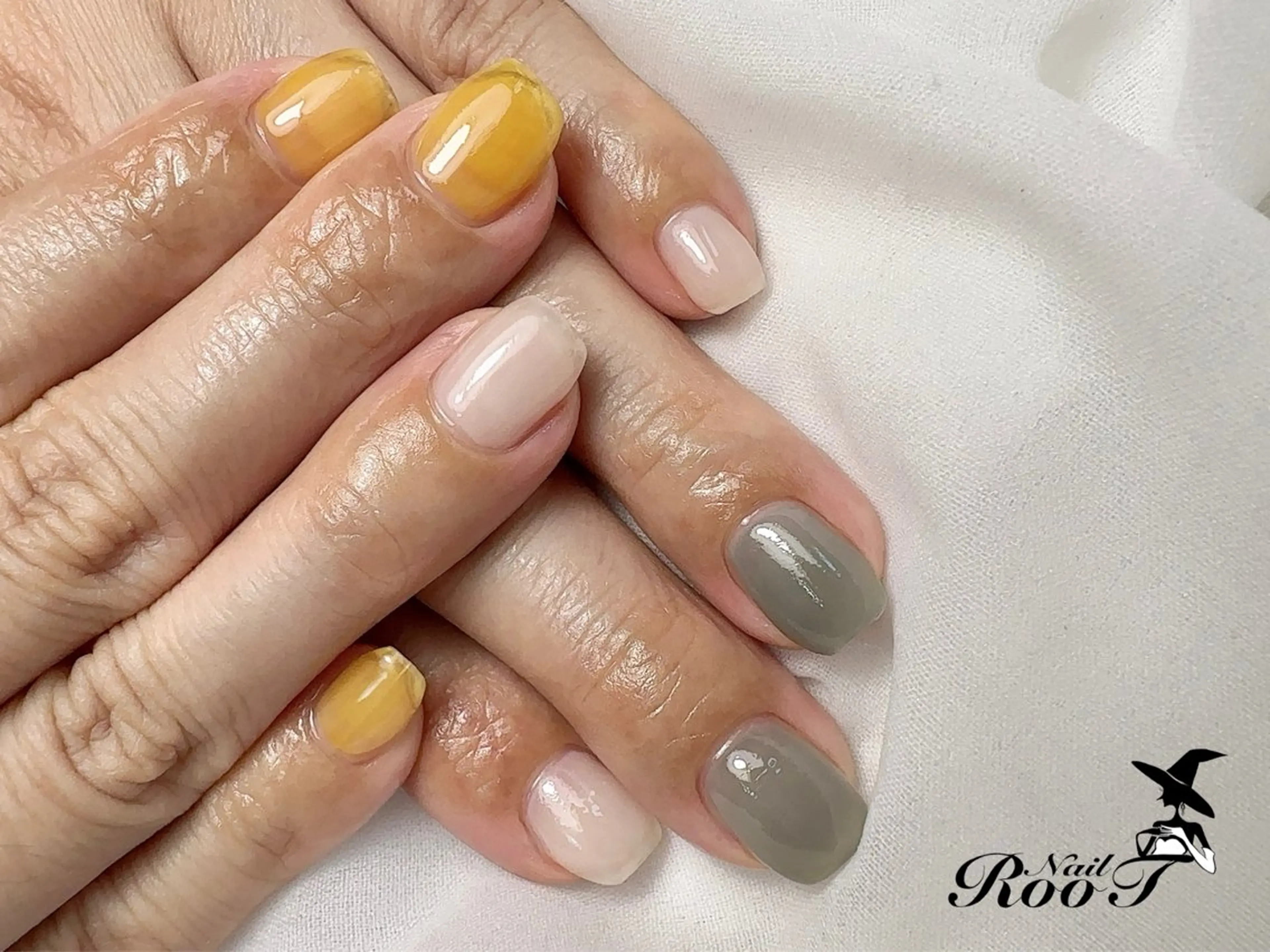 ネイル ハンドネイル RooT Nailのネイルデザイン