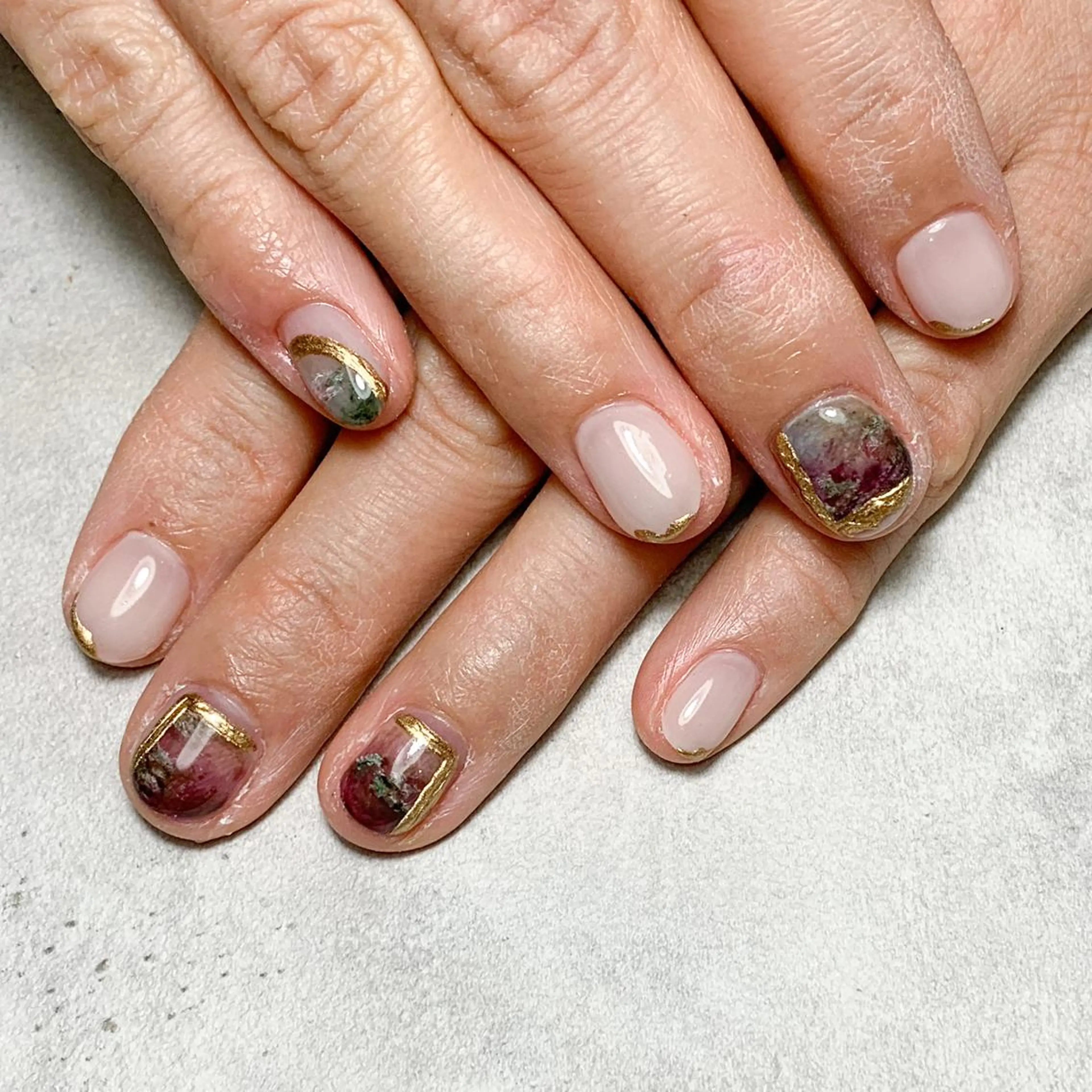 ネイル ハンドネイル FIORITURA aiのネイルデザイン