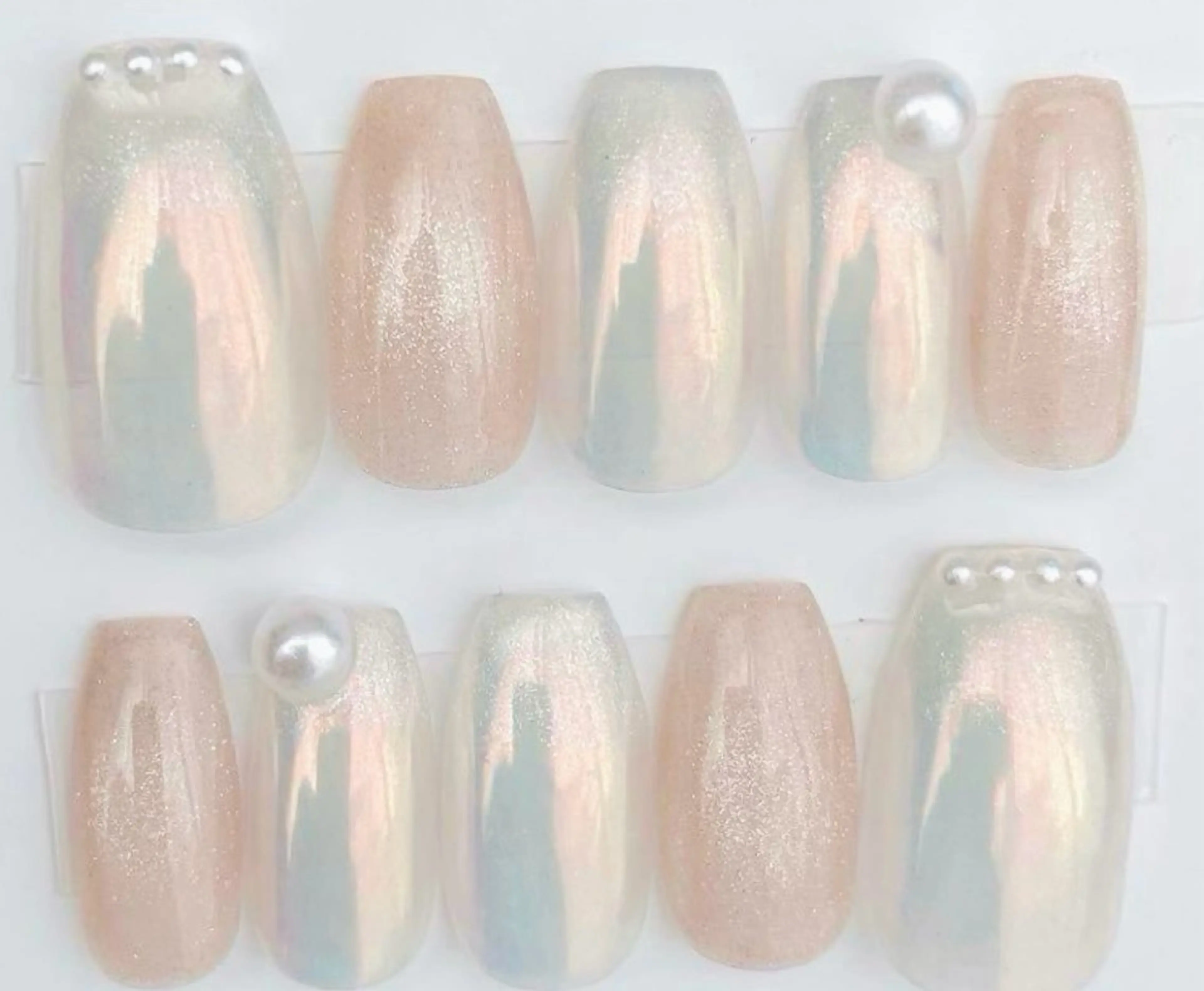 ネイル アートネイル オーロラネイル フットネイル ジェルネイル マグネットネイル LUCIA(ルシア）所属・LUCIA 南柏ネイルサロンのネイルデザイン