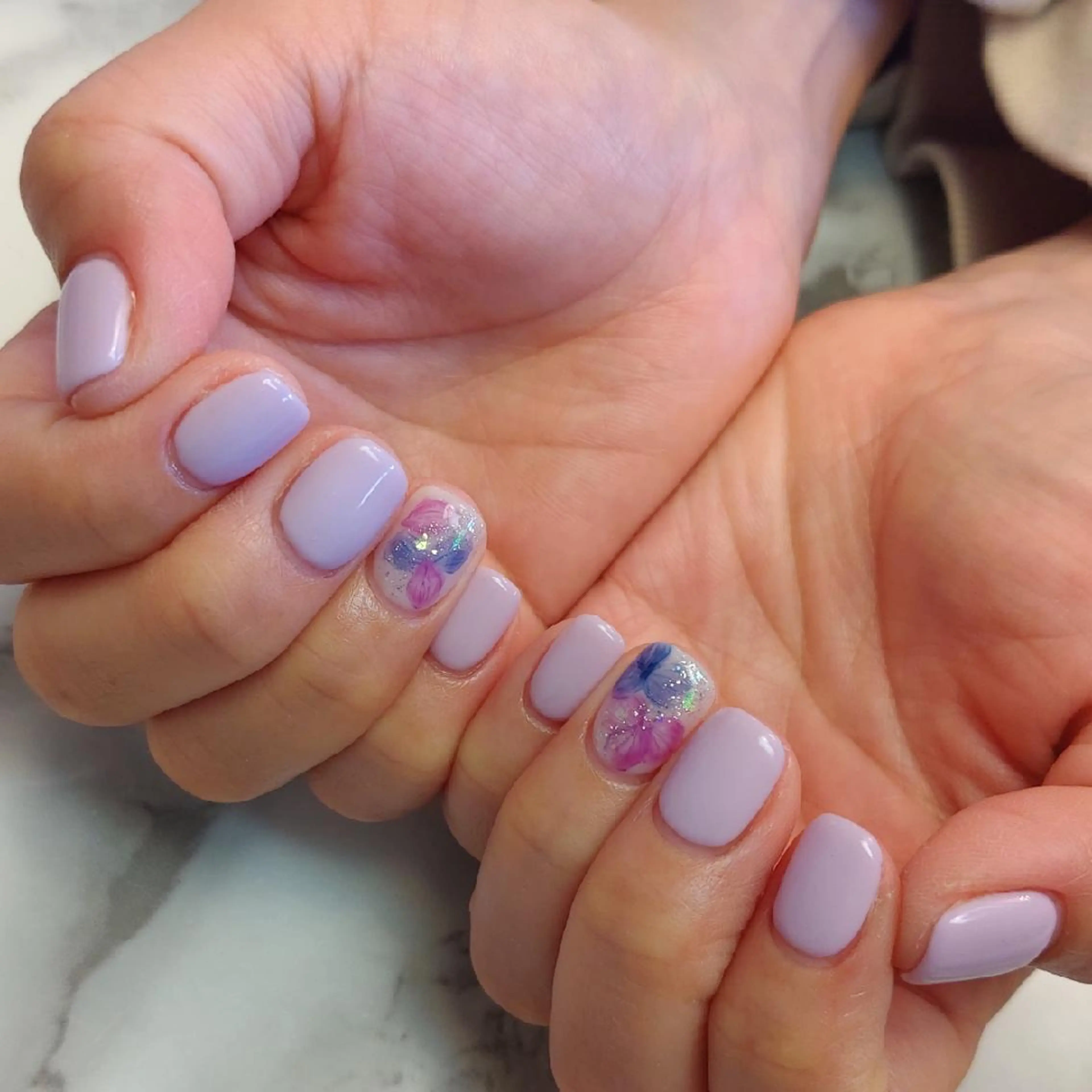 ネイル ジェヌインネイル 河内のネイルデザイン