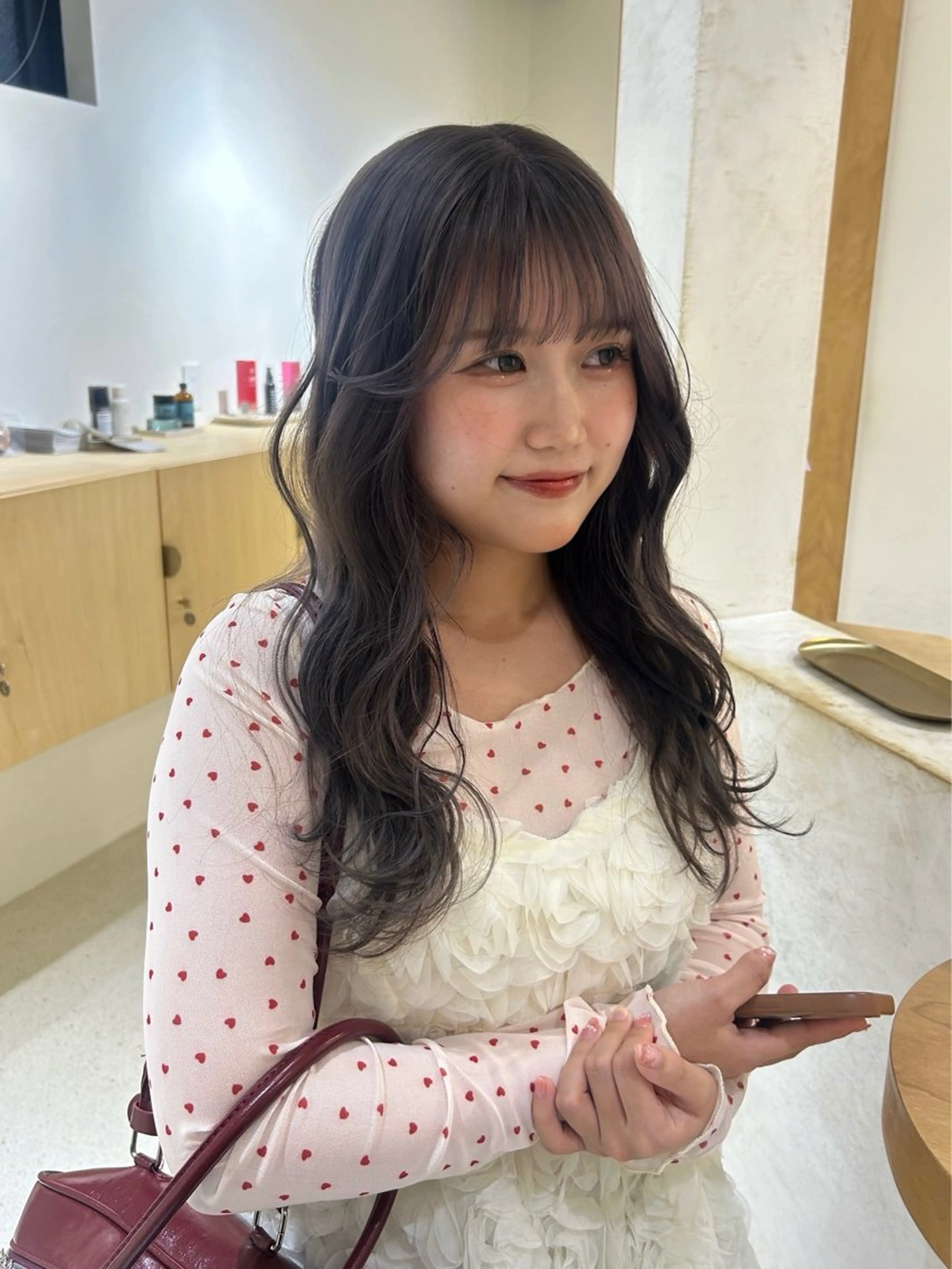 カラー 透明感カラー グレージュ ラベンダーカラー ラベンダーグレージュ ラベンダーグレー 藤原 美羽のヘアスタイル