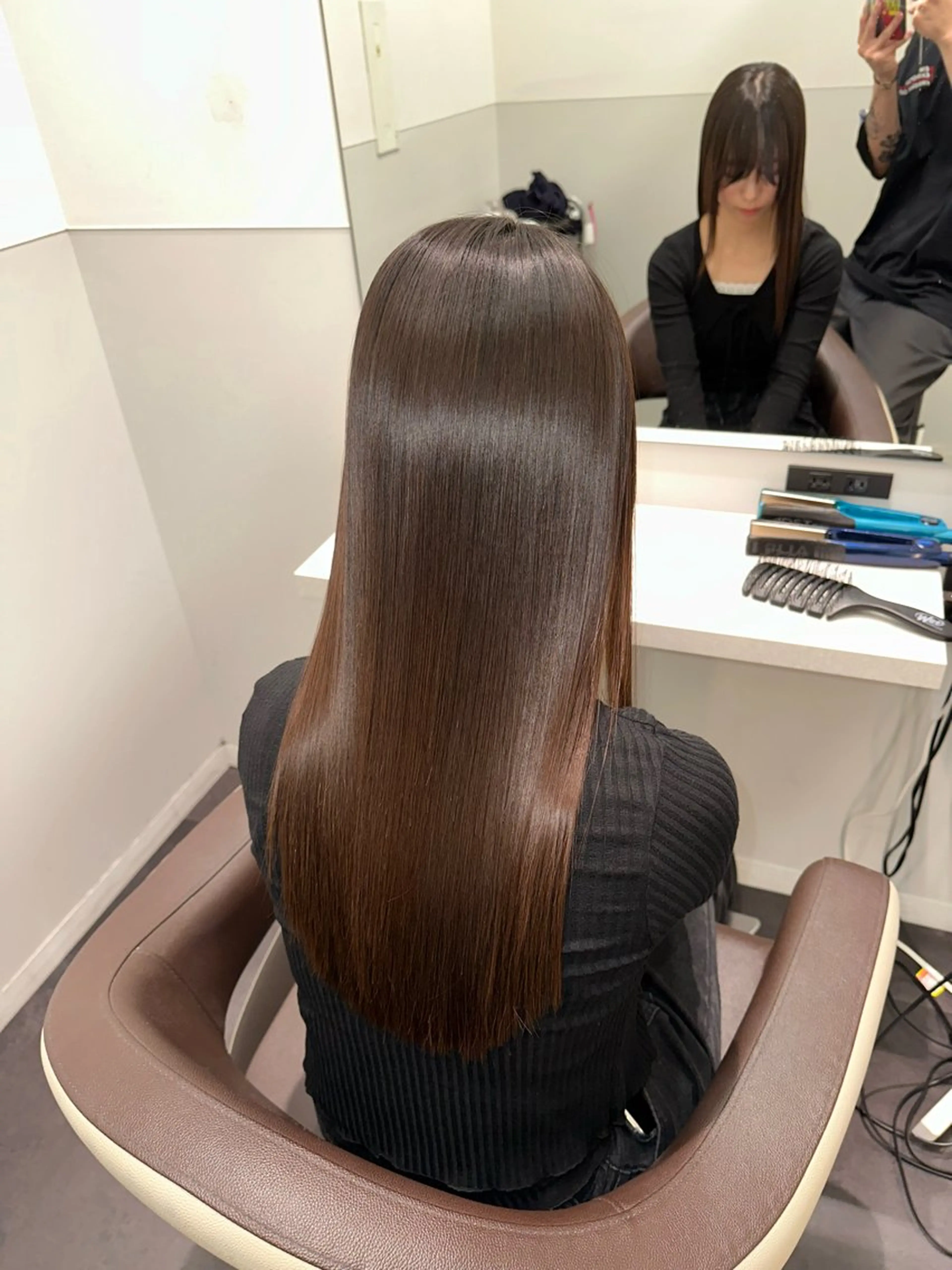 セミロング 美髪特化✨ 伊織✨縮毛矯正✨のヘアスタイル