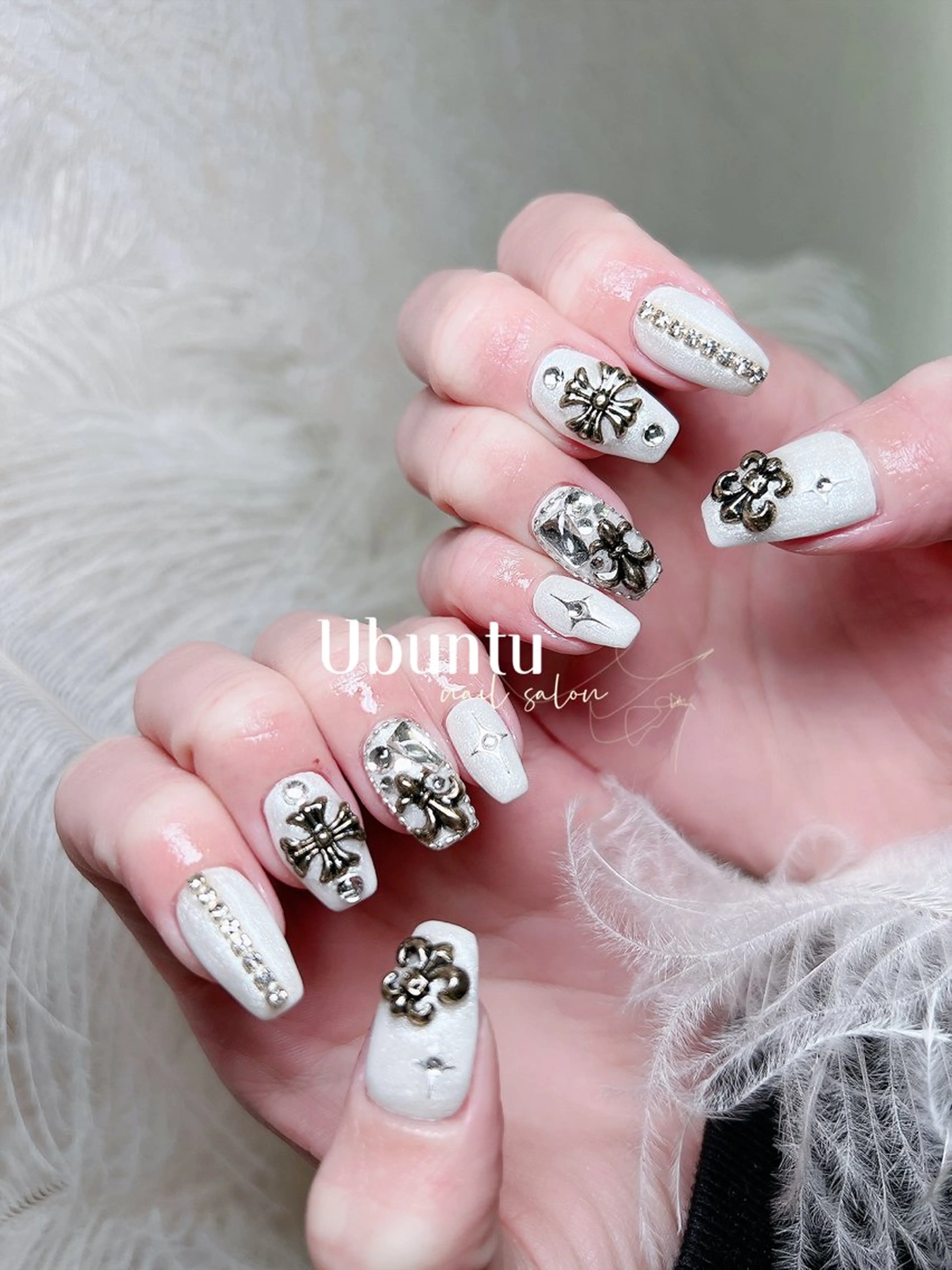 ネイル ハンドネイル Ubuntu🎀 ネイルサロン✨のネイルデザイン