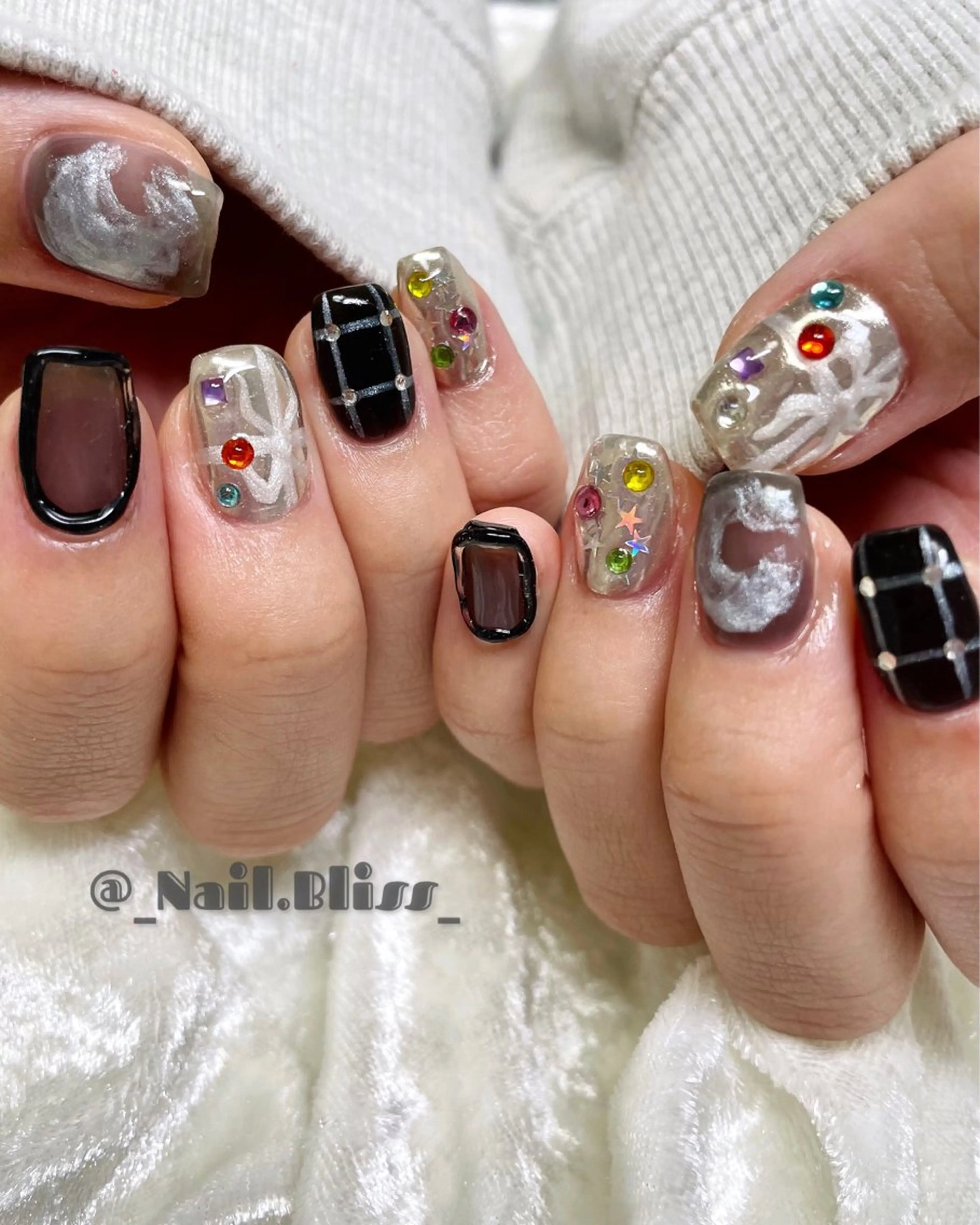 ネイル アートネイル 持ち込み ハンドネイル NAIL BLISSのネイルデザイン