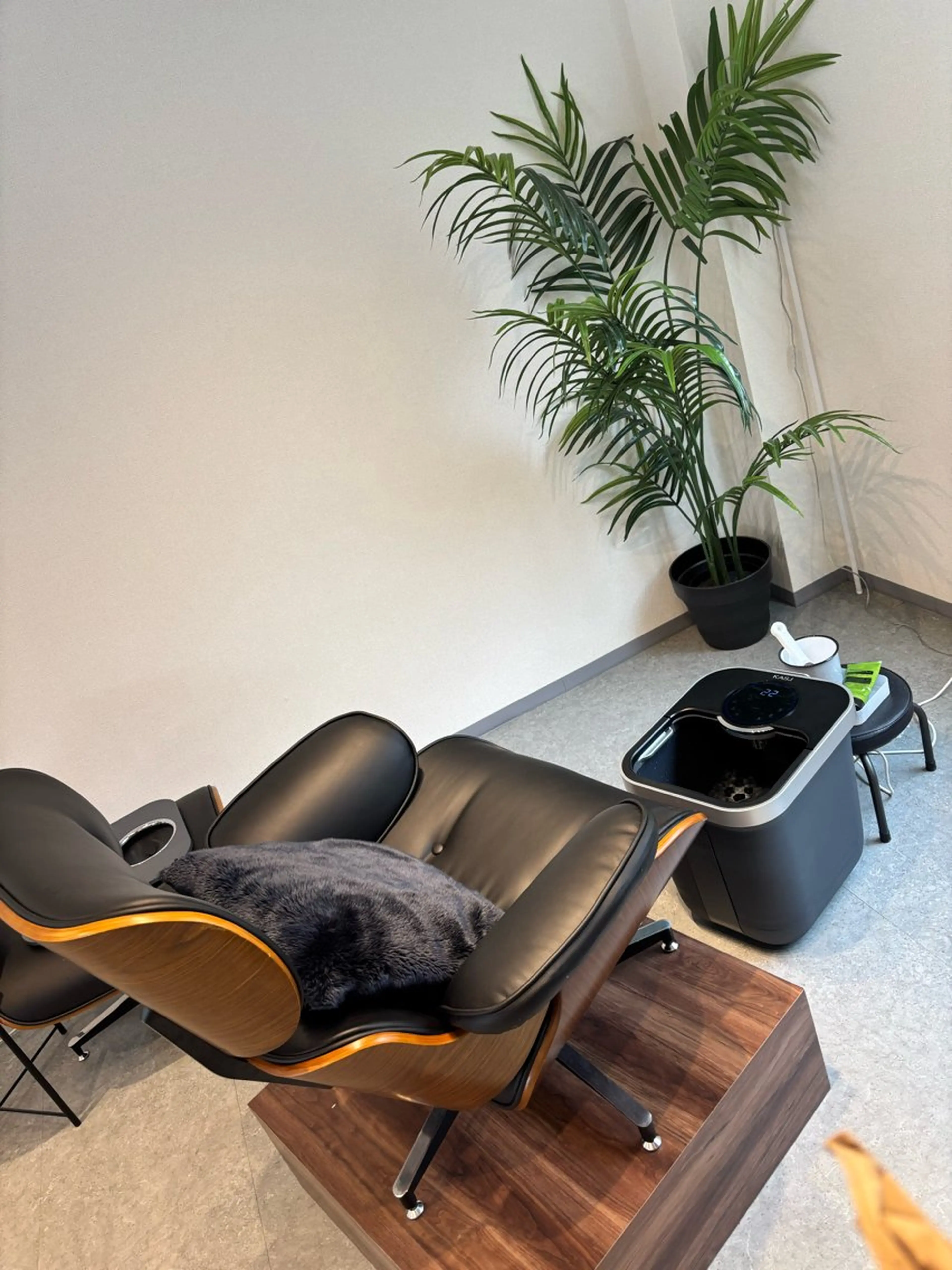 24(金)27(月)28(火)30(木)⚜️プレミアムフットバス角質コース60分⚜️の写真