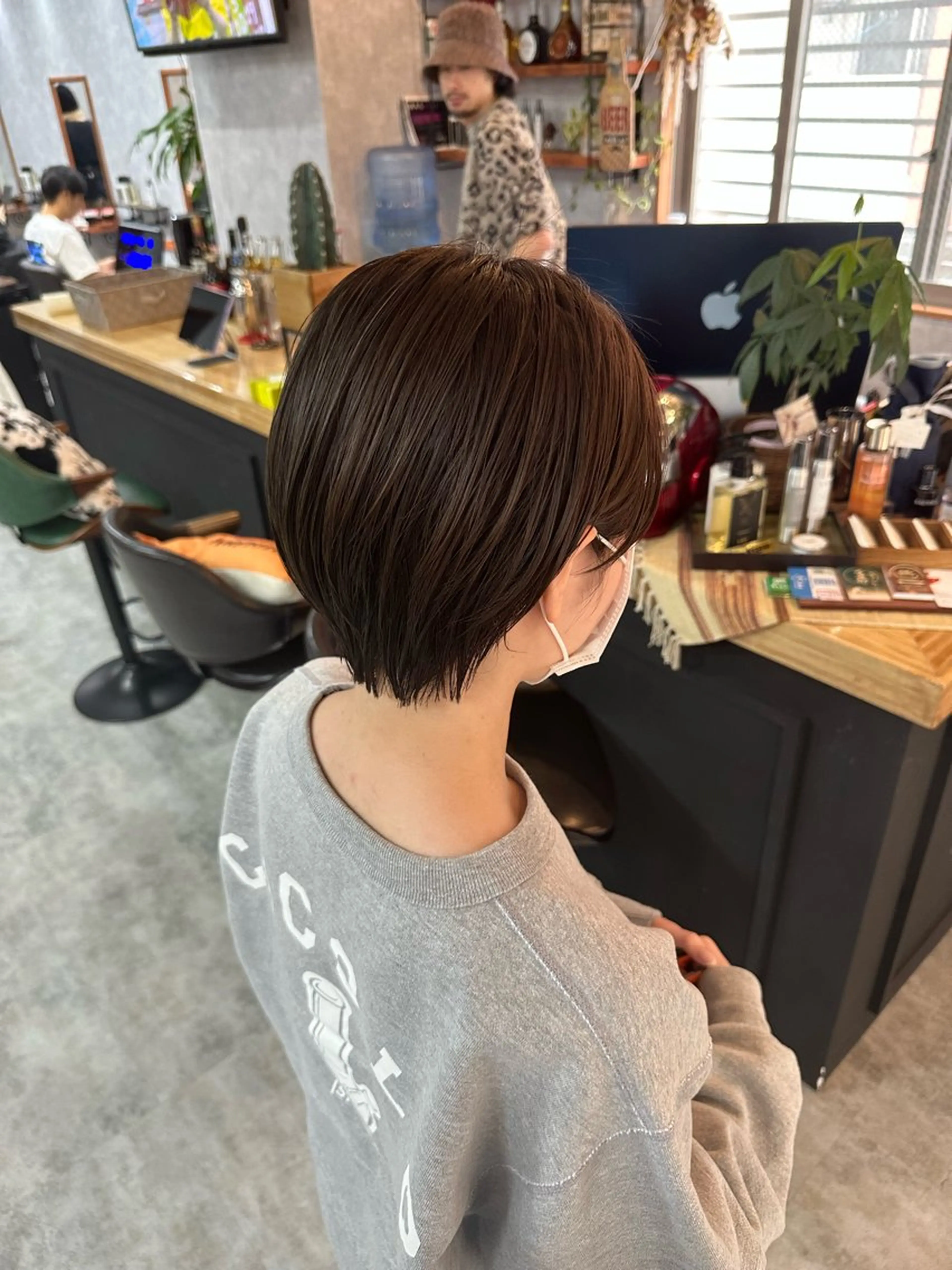 ショート 切りっぱなしボブ ショートボブ ハンサムショート 丸みショート ボブ モテ髪/ボブ/ショー ト/アダチフウトのヘアスタイル