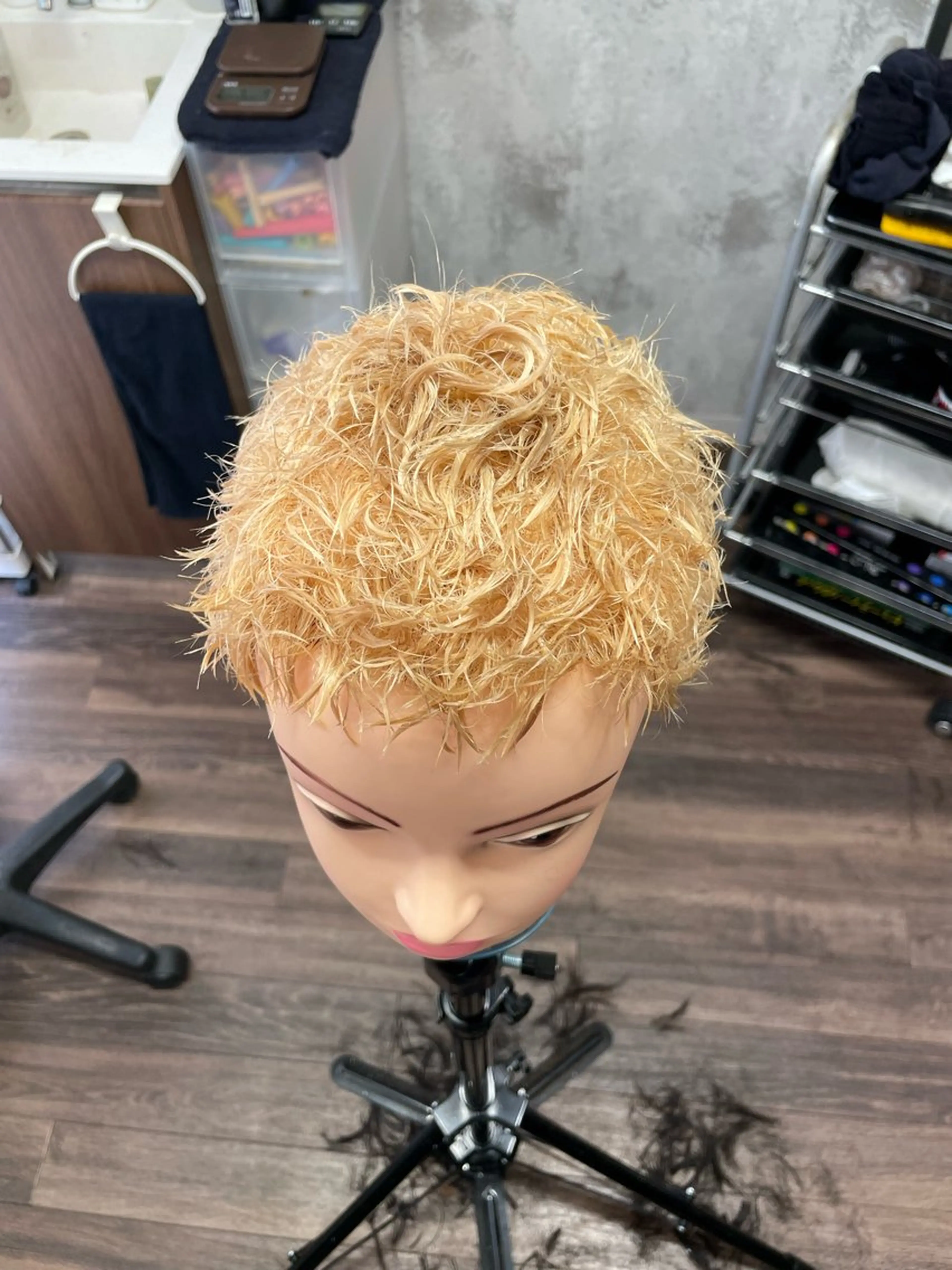 カラー パーマ メンズ Lull1人美容室 バレイヤージュのヘアスタイル