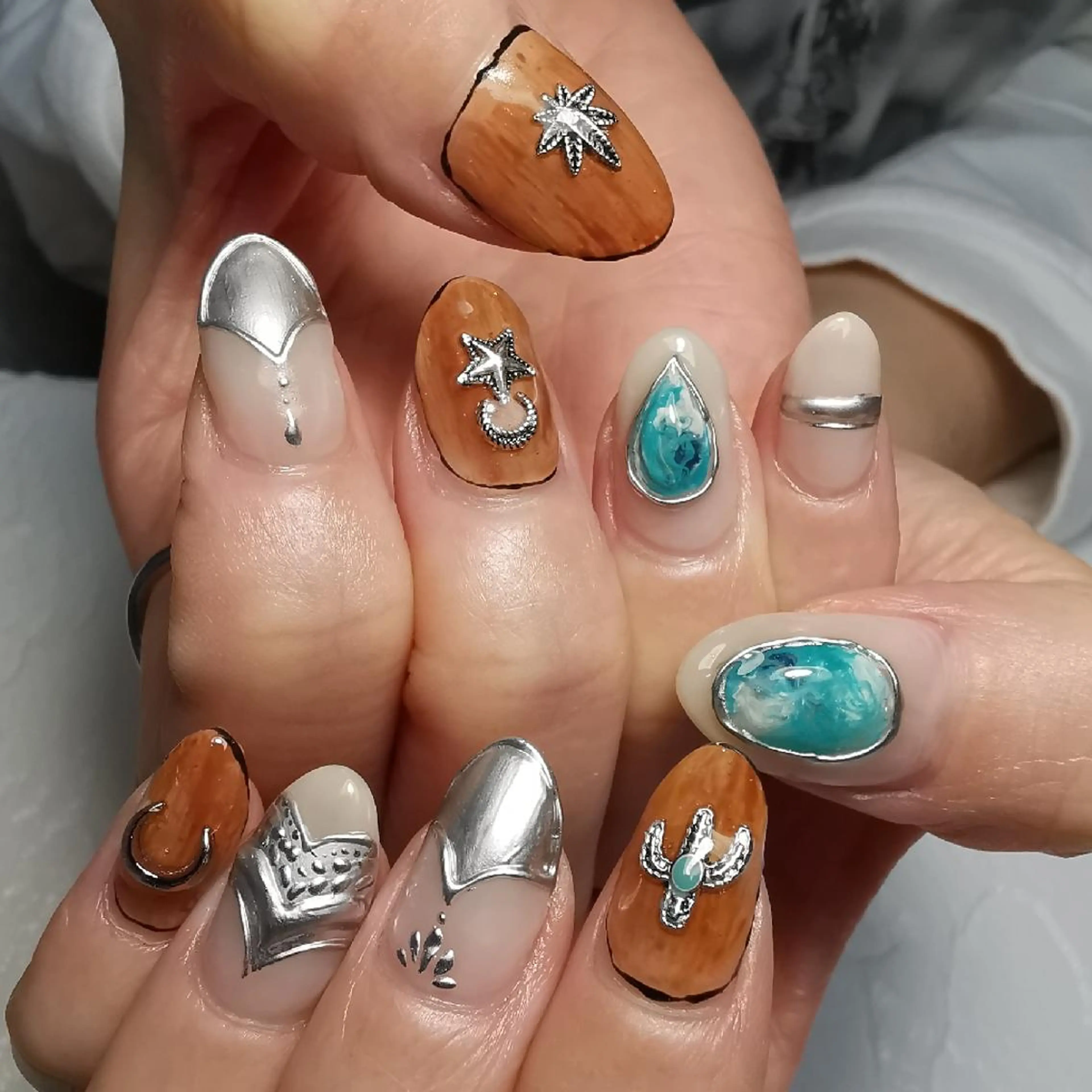 ネイル 持ち込み ハンドネイル reve あやののネイルデザイン