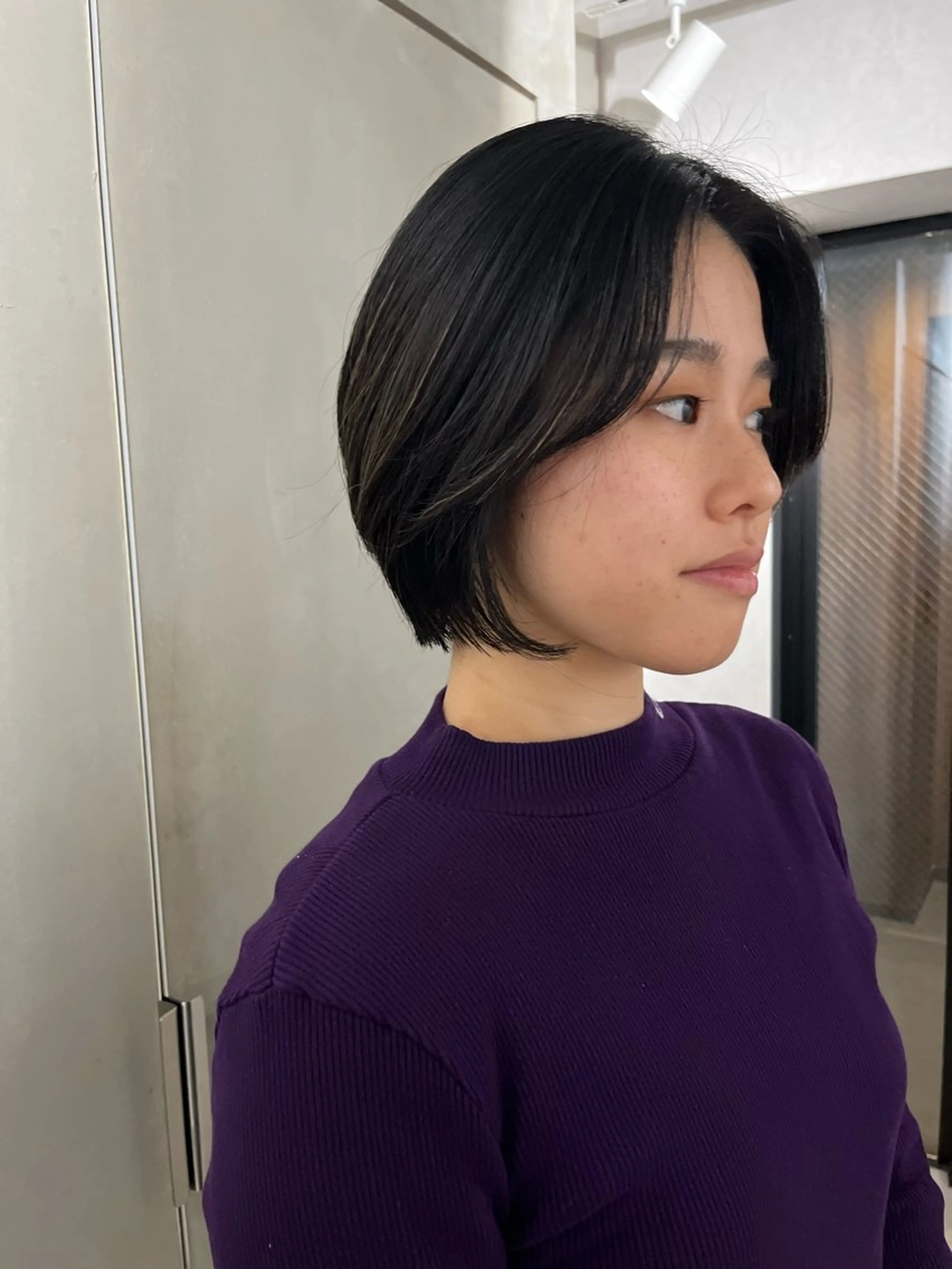 ショート ボブレイヤー ボブ レイヤーカット ショートヘア 小顔カット anon Loemのヘアスタイル