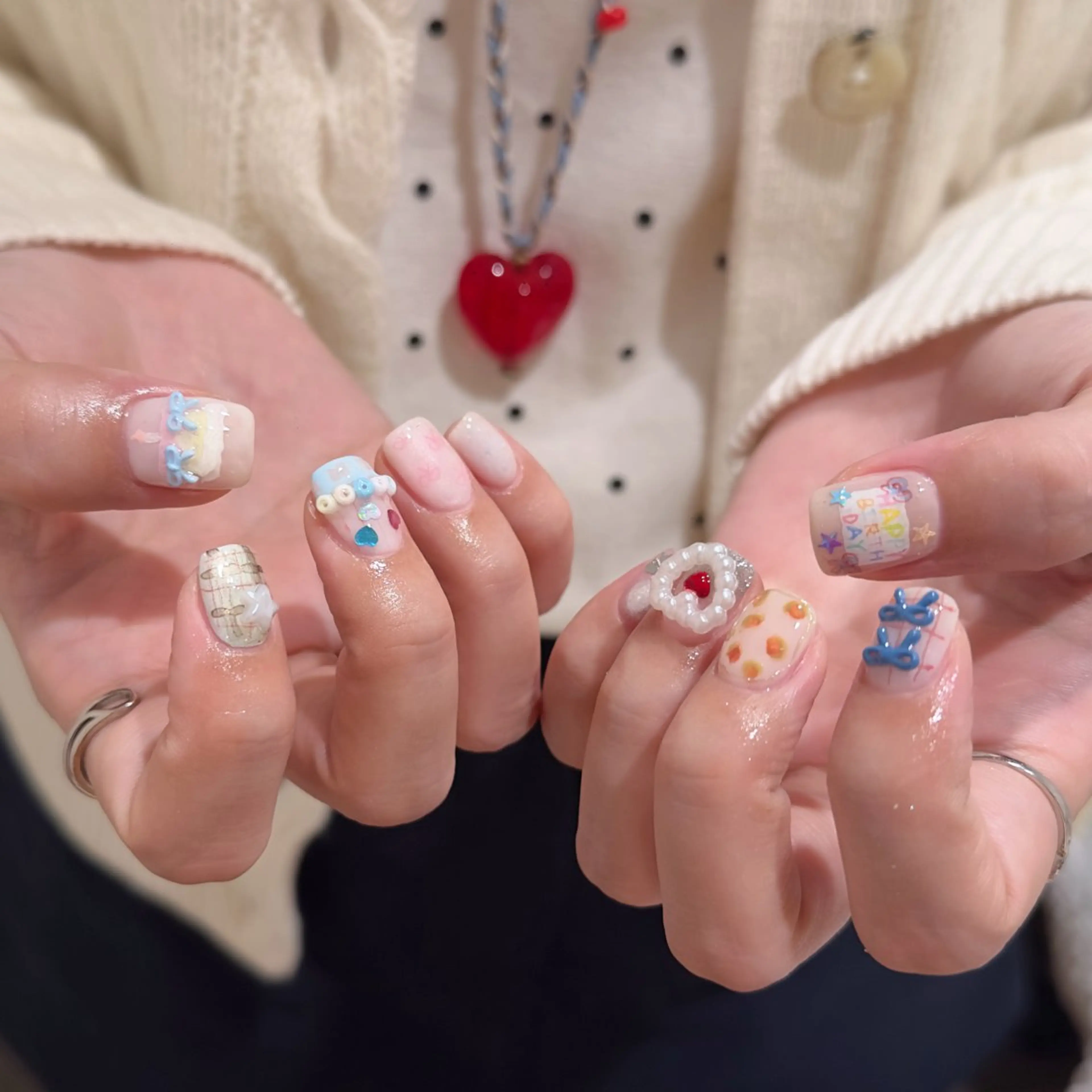 ネイル ハンドネイル 🎀フェイ フェイ🫧💗のネイルデザイン