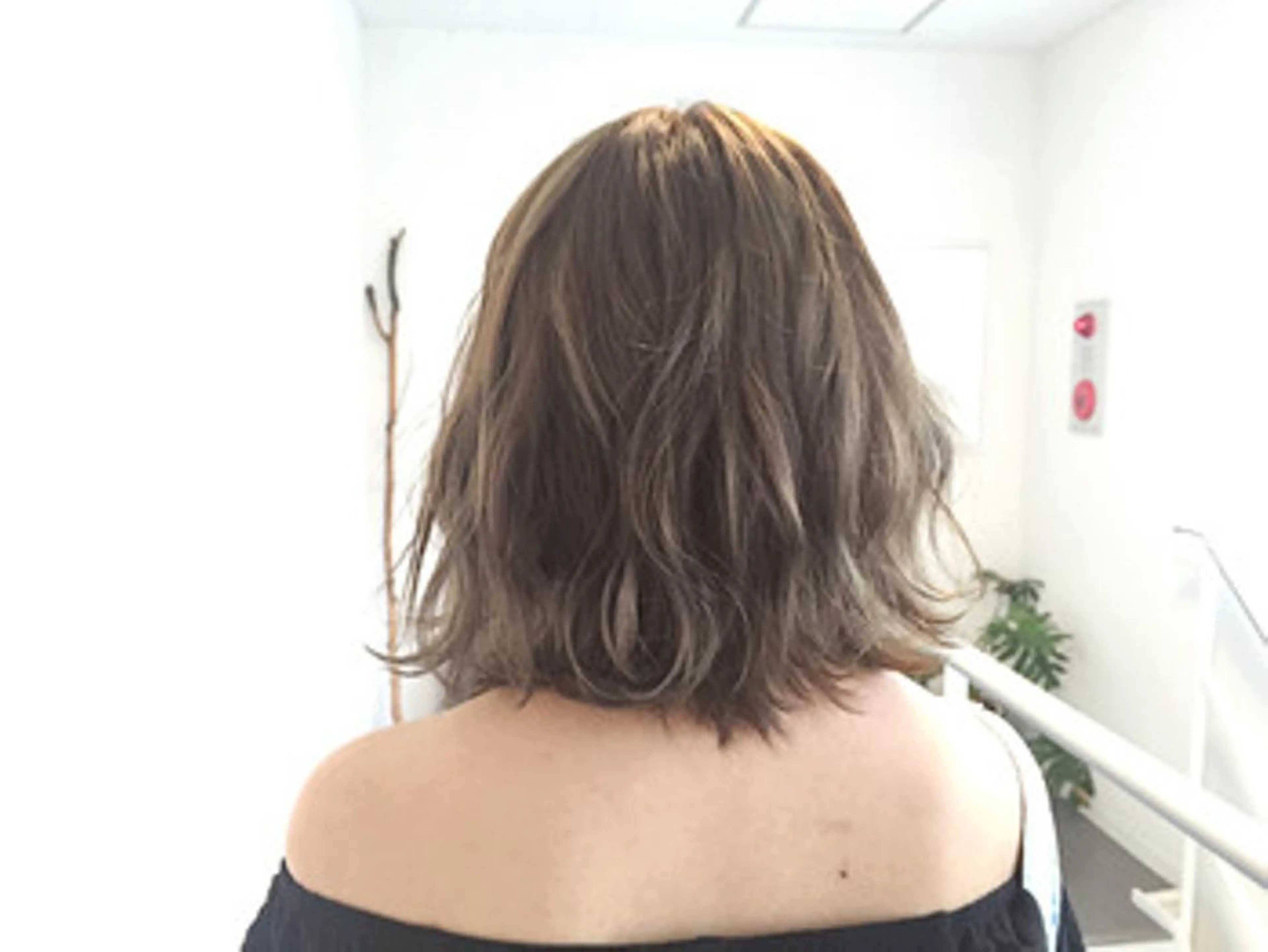 ミディアム 外国人風カラー ハイライト the BRIDGE hair salonのヘアスタイル