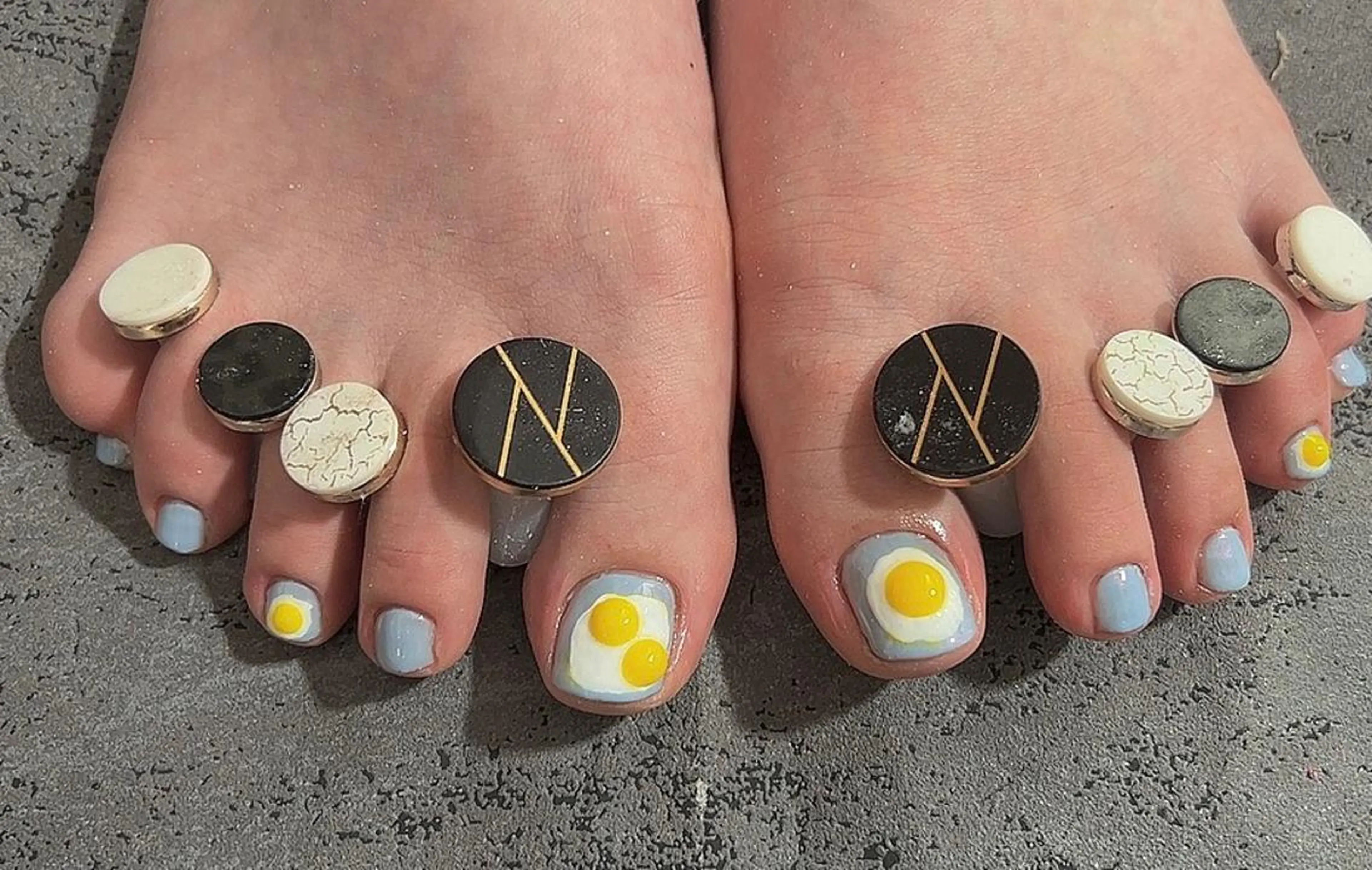 ネイル フットネイル Ruana Nailのネイルデザイン