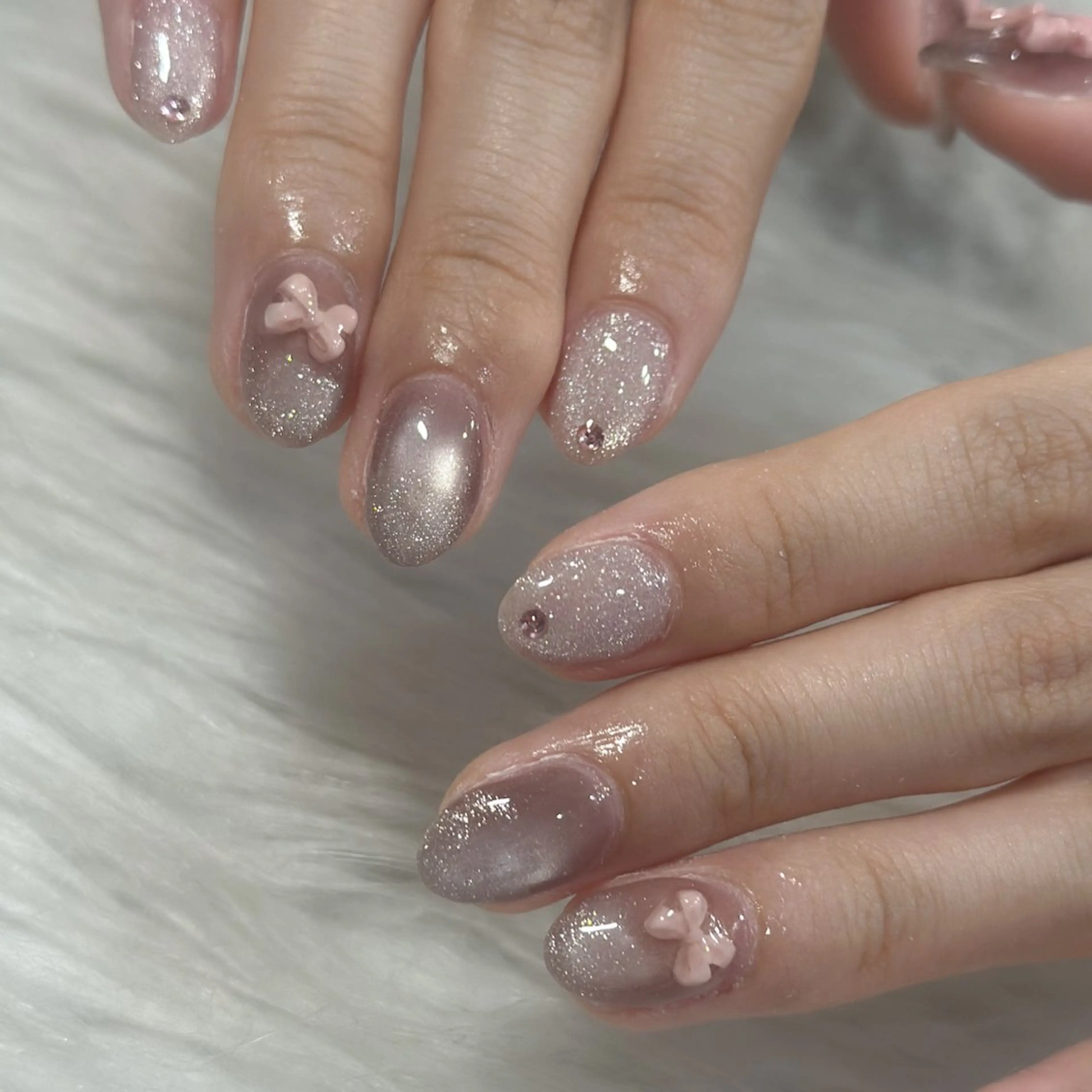 ネイル ハンドネイル フットネイル LAVISH nanamiのネイルデザイン