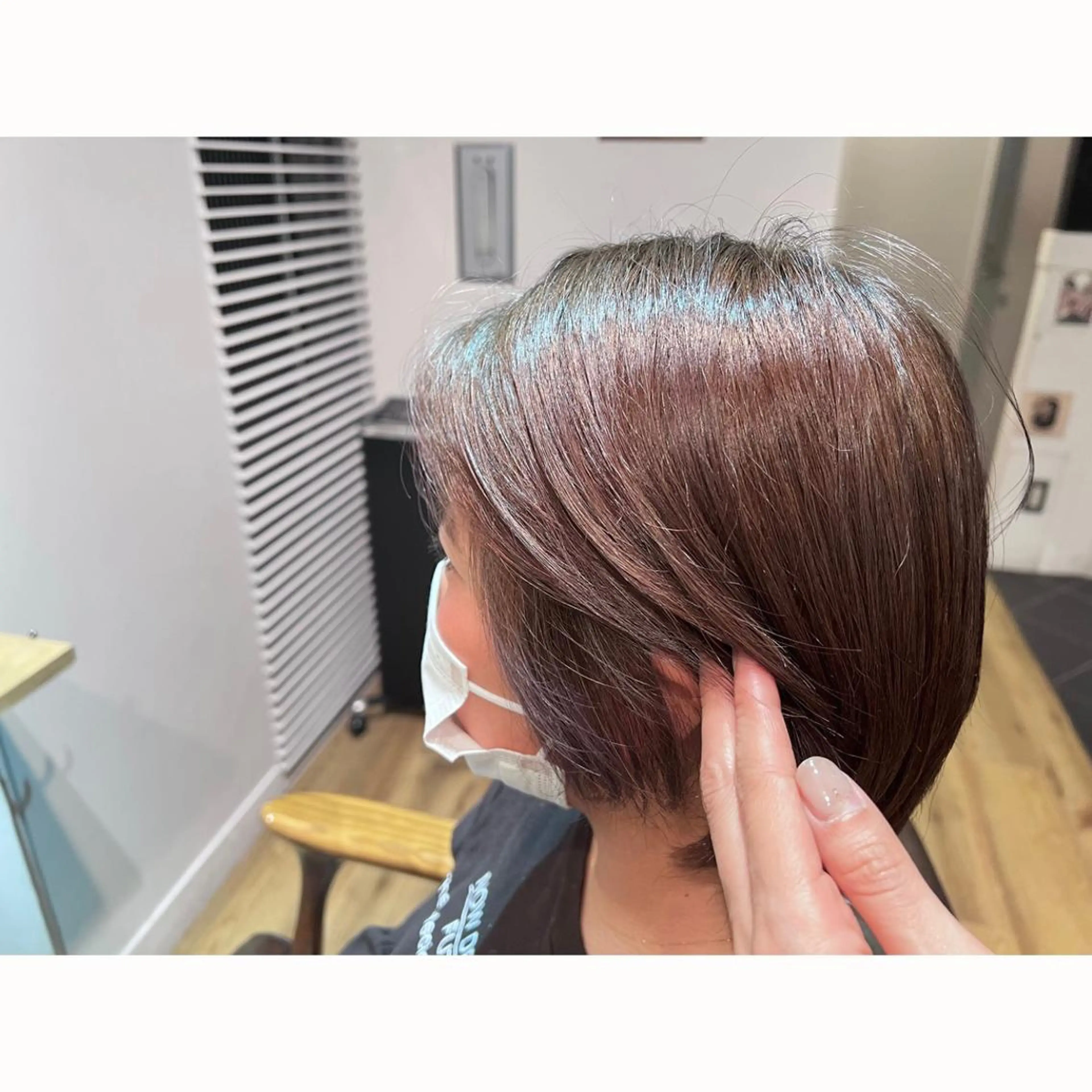 ショート カラー アッシュ ブリーチ ラベンダーカラー ラベンダーアッシュ ヘアカラー トリートメント ツキダテ ユイのヘアスタイル