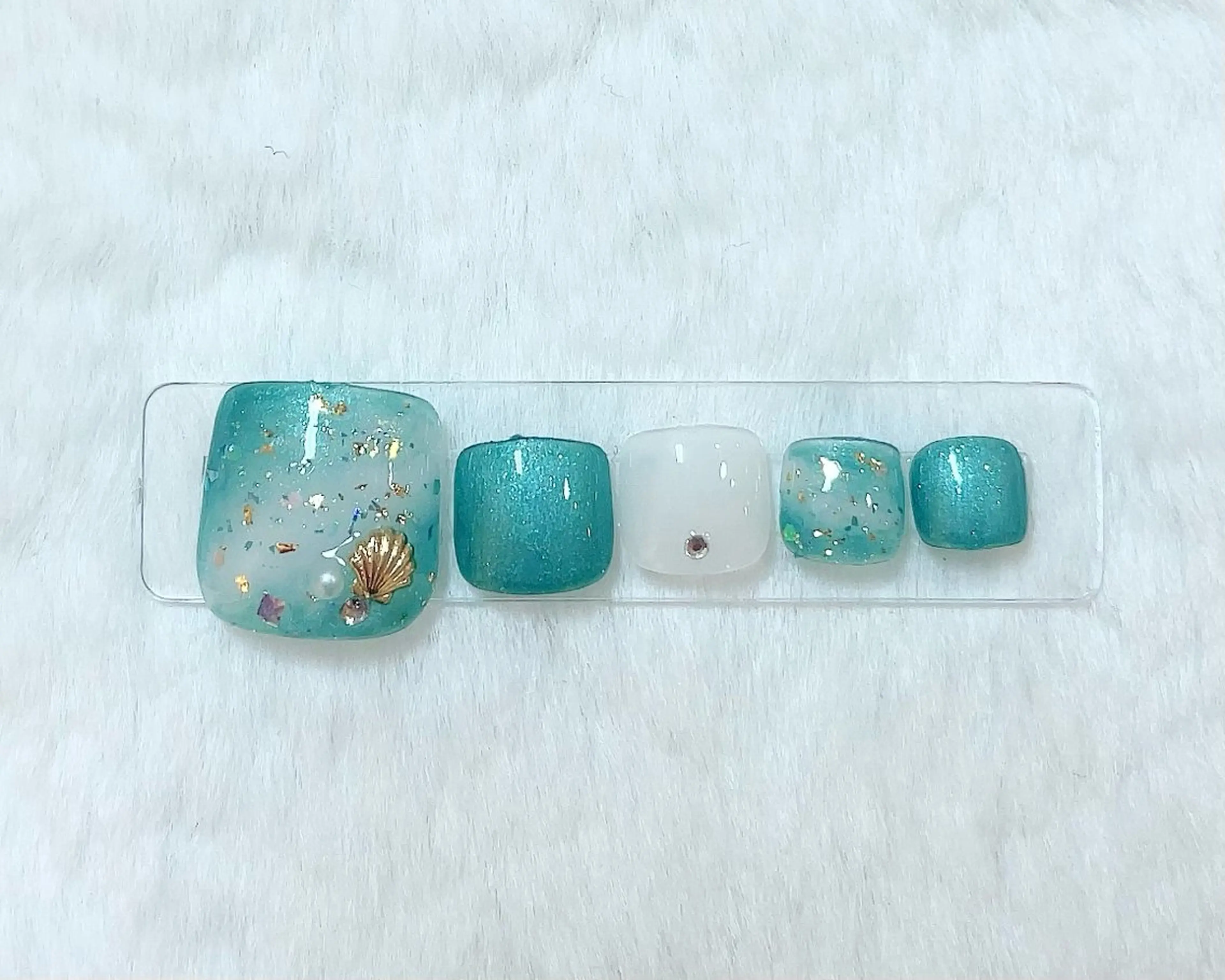 ネイル フットネイル Airis nailのネイルデザイン