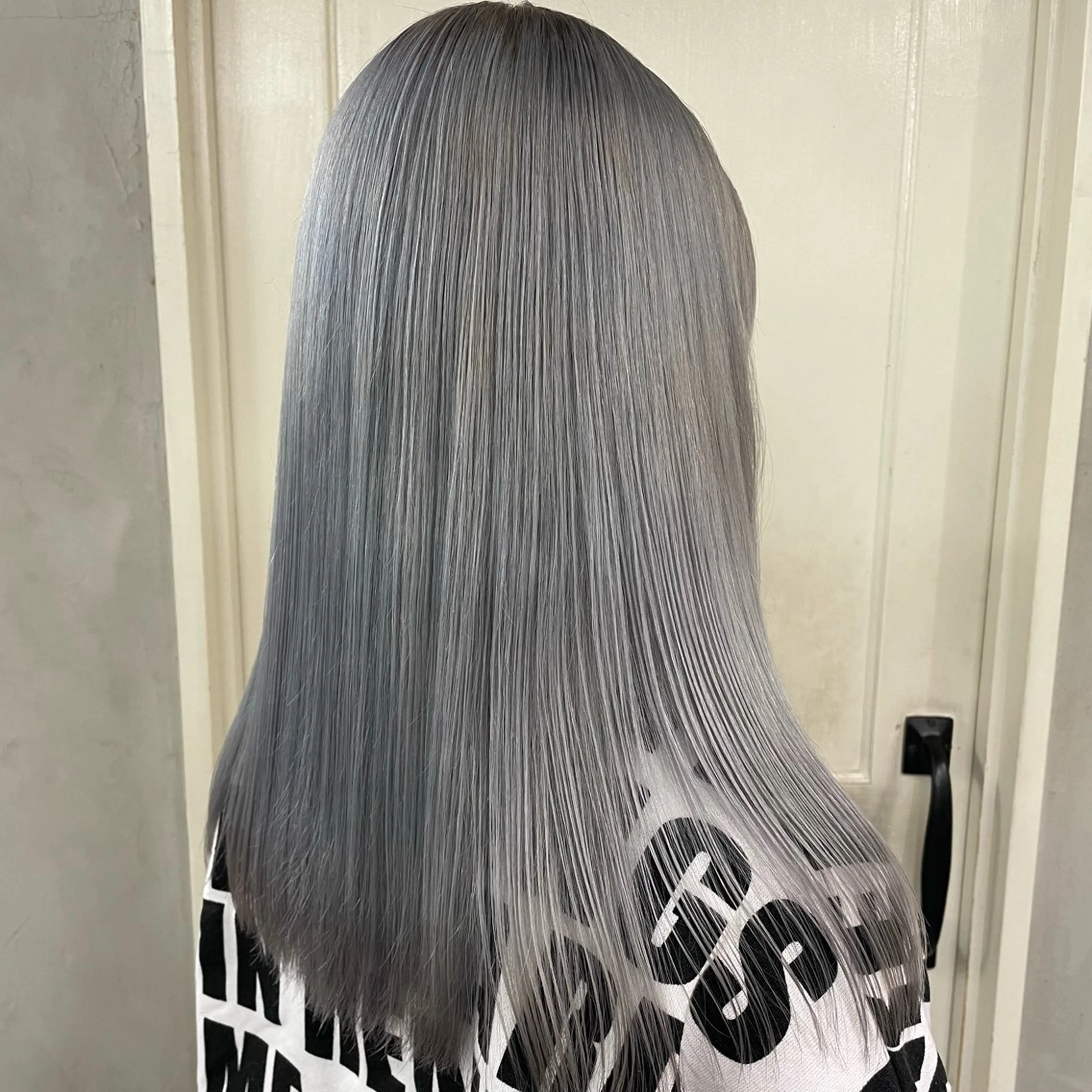 セミロング カラー カット ヘアカラー RorriM natsuのヘアスタイル