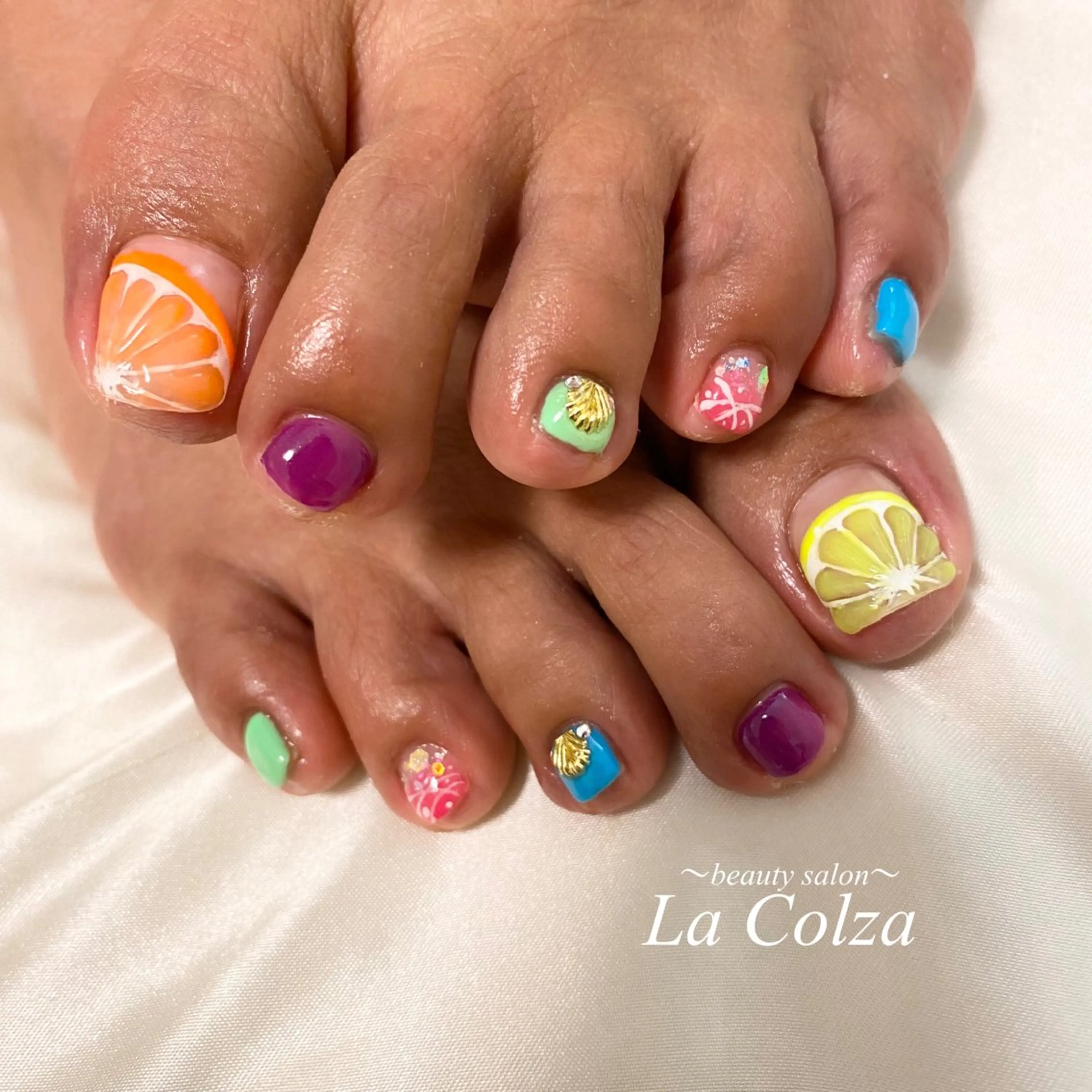 ネイル La Colzaのネイルデザイン