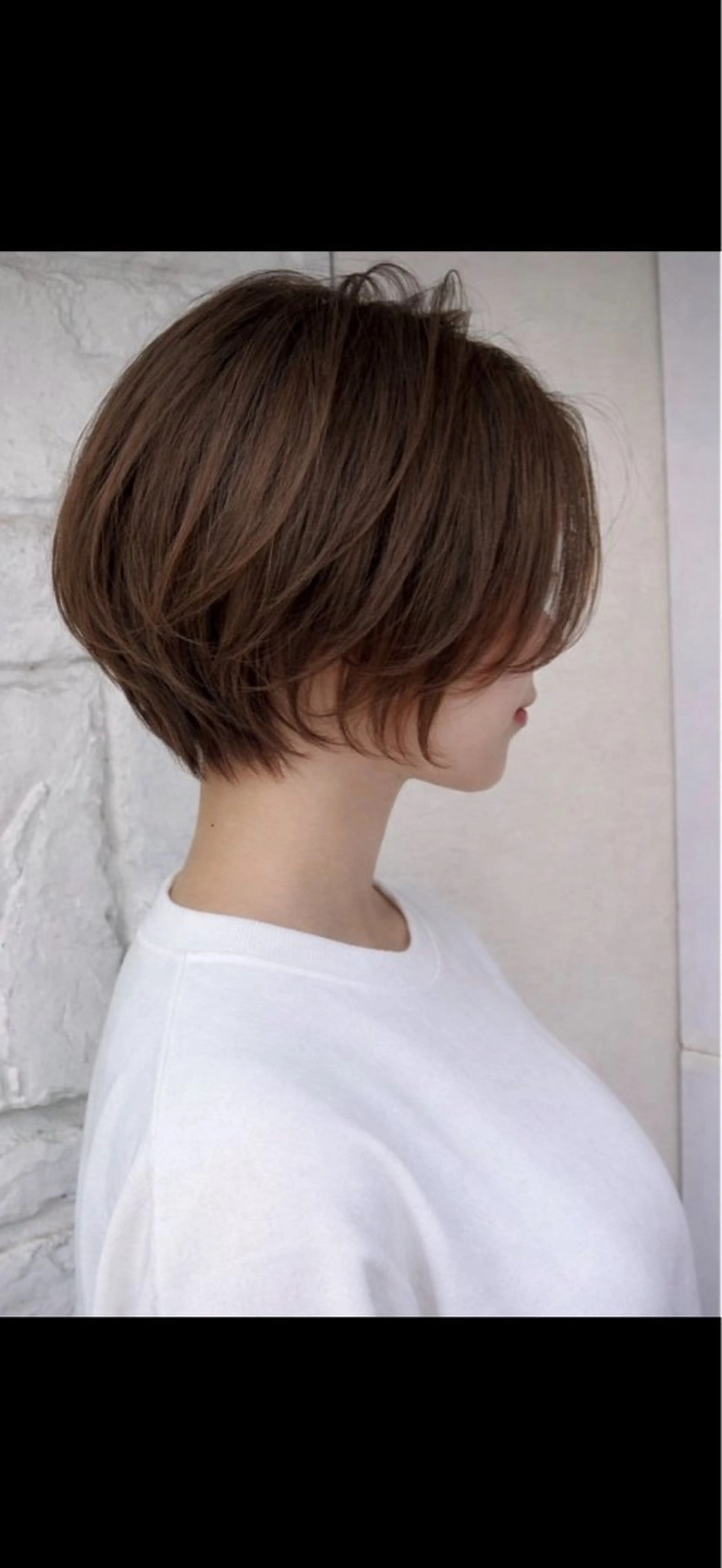 ショート HIYO RIのヘアスタイル