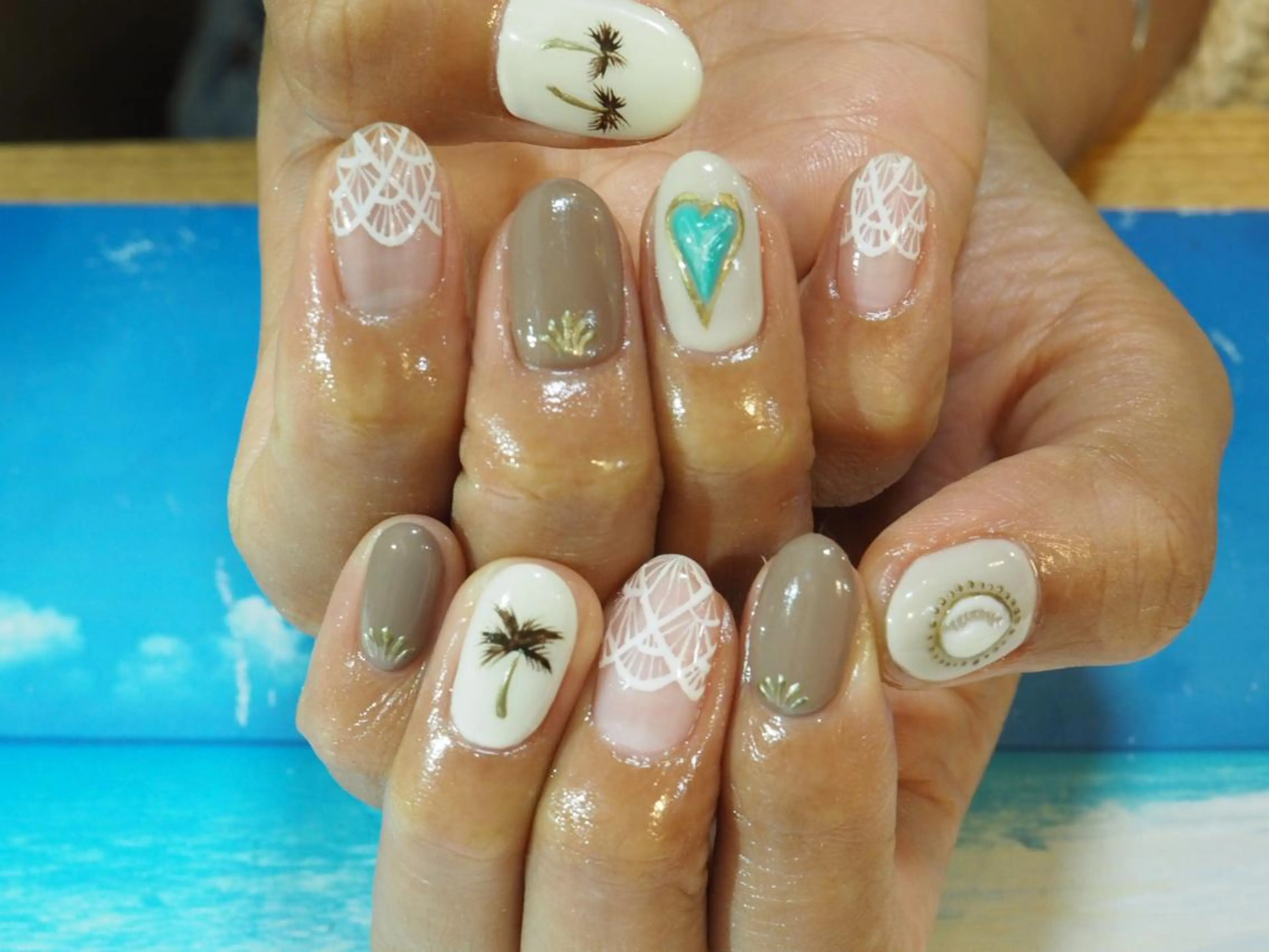 ネイル ”salon" そりまちゆうこのネイルデザイン