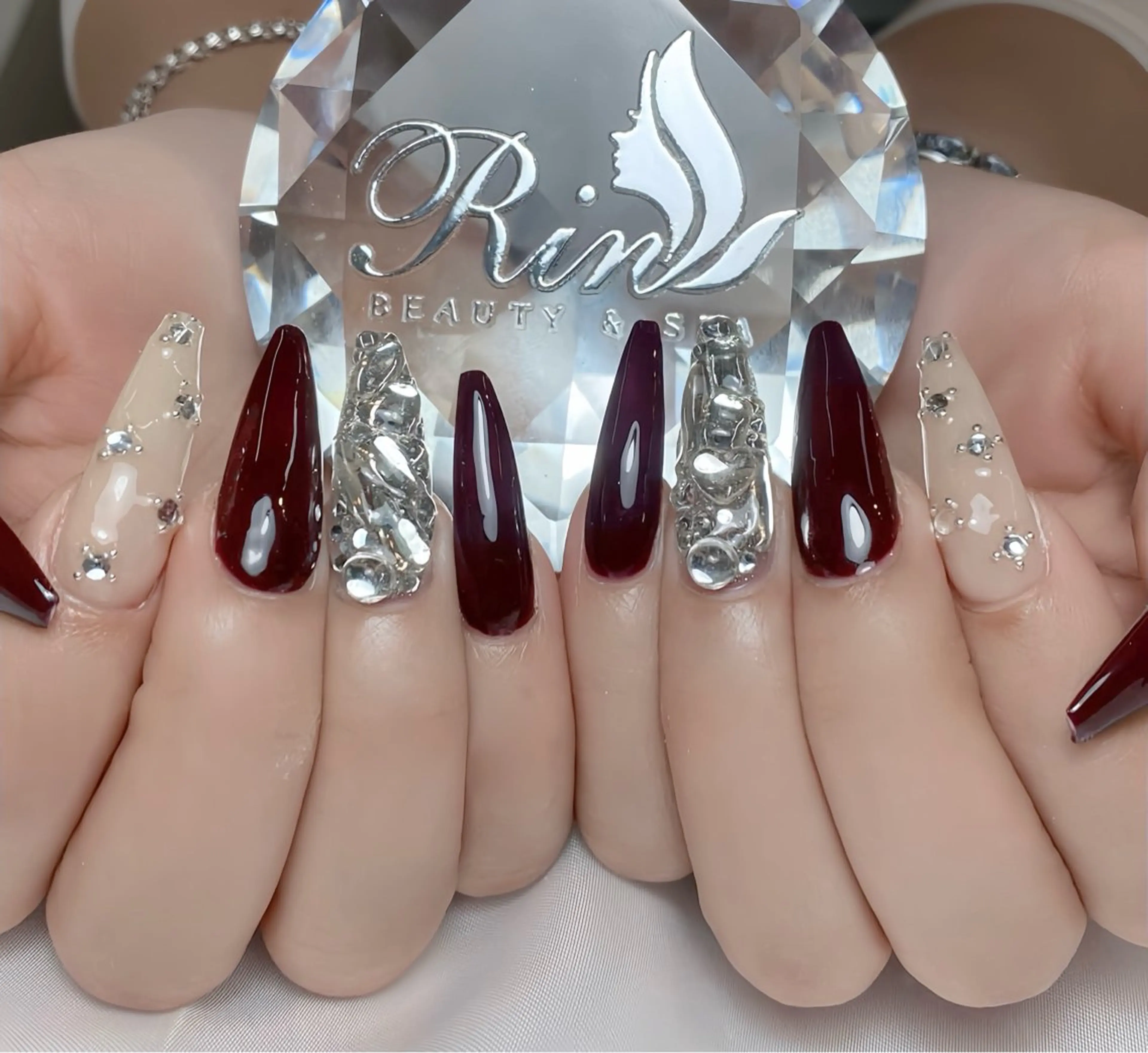 ネイル チークネイル フラッシュネイル フラワーネイル フットネイル ジェルネイル ハンドネイル Rin Nail Shinokuboのネイルデザイン
