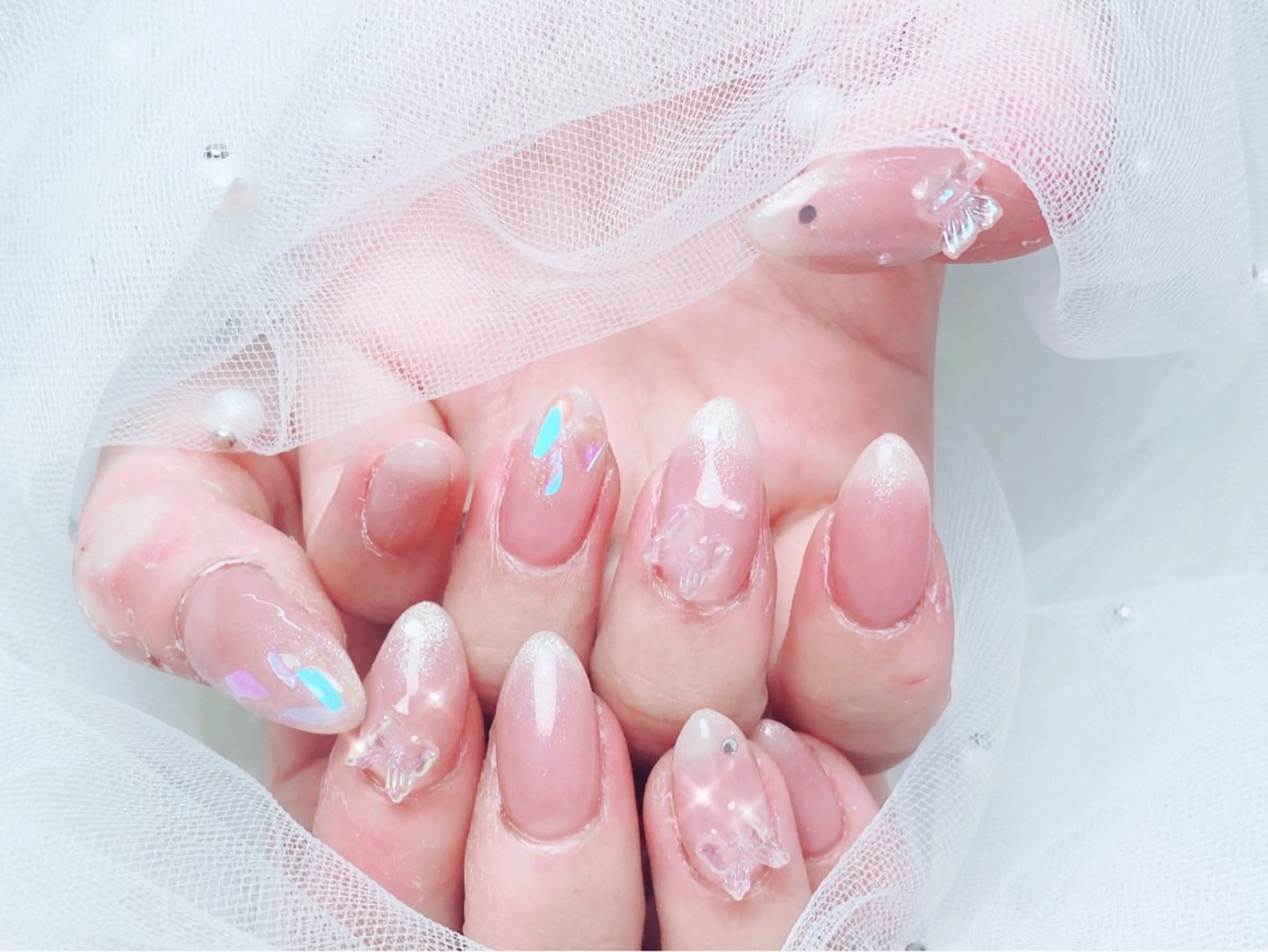 ネイル オーロラネイル チークネイル 長さ出し フットネイル フレンチネイル ハンドネイル ハンドケア lily nailのネイルデザイン