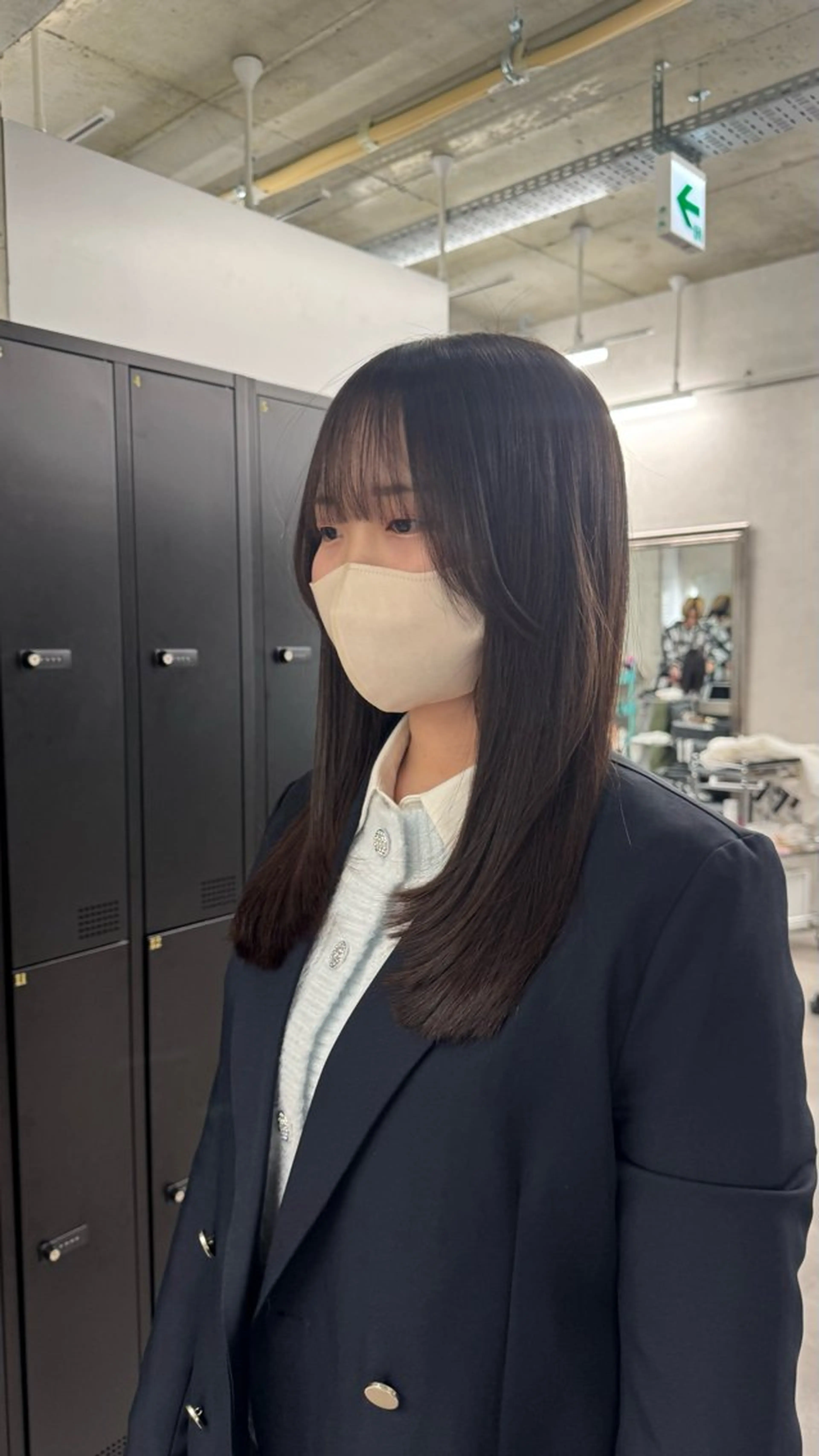 セミロング レイヤーカット ローレイヤー shio ハイトーン 💗【福岡天神】のヘアスタイル