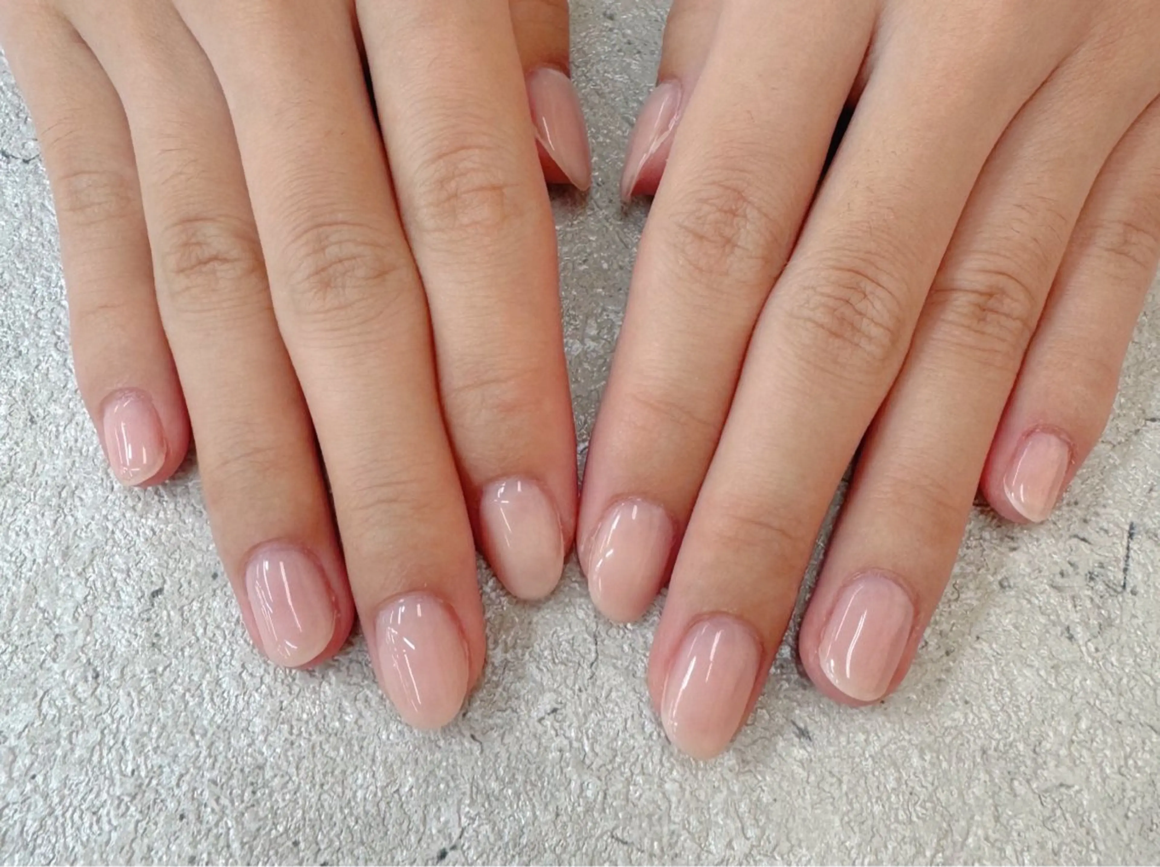 ハンド【オフなし】ワンカラー💅グラデの写真