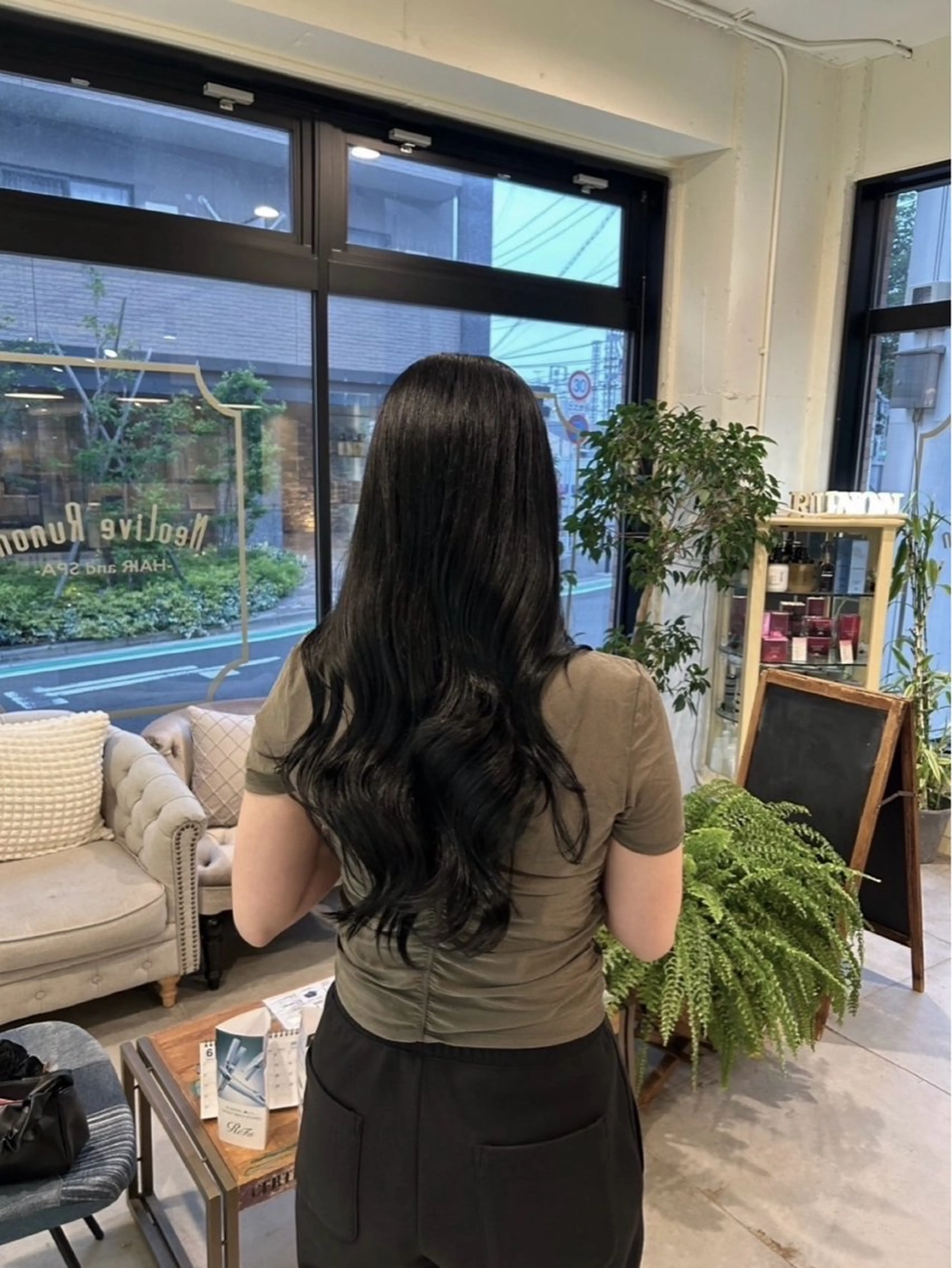 ロング カラー ヘアカラー トリートメント 🫐 キナリ🫐のヘアスタイル