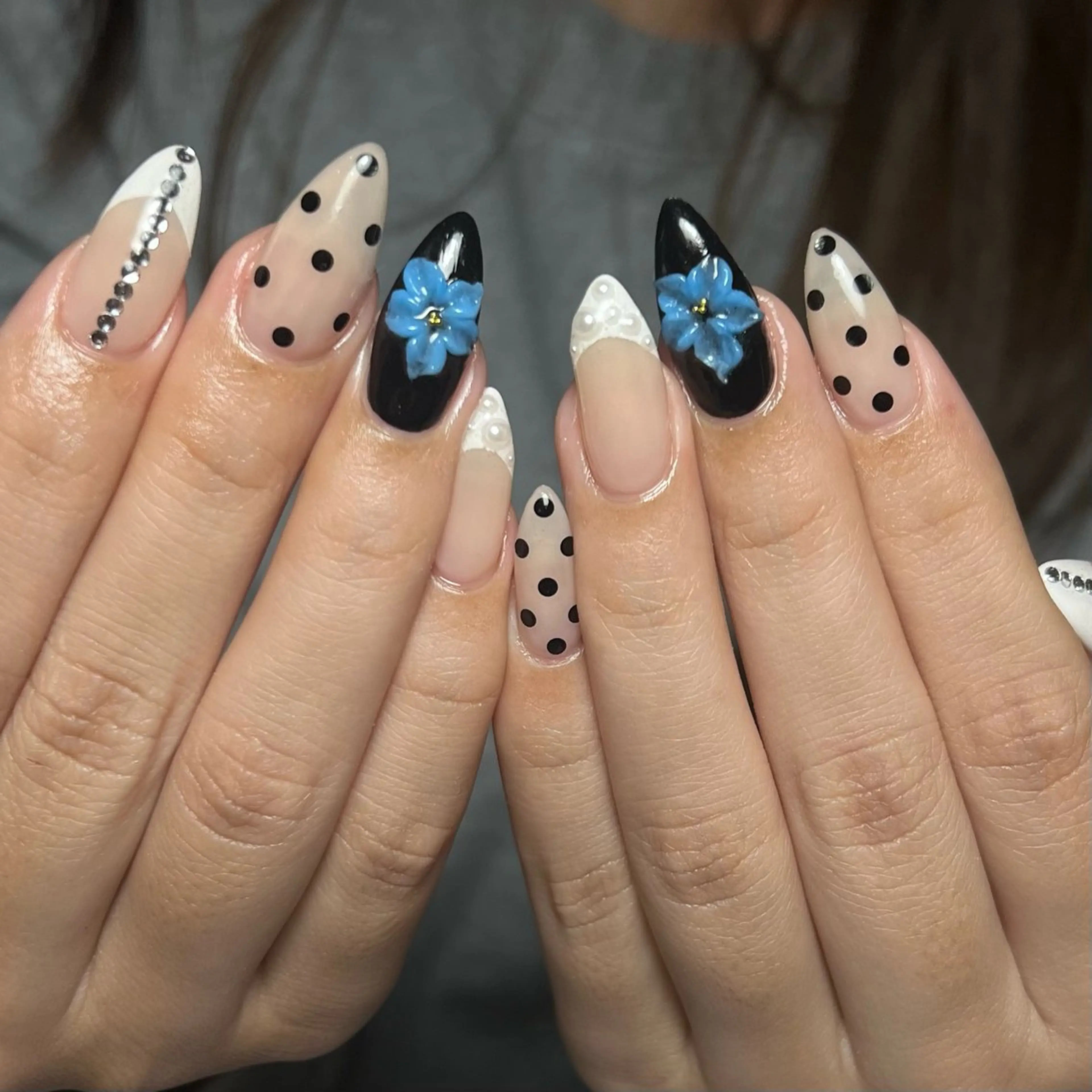 ネイル ハンドネイル miku 🦋nailのネイルデザイン